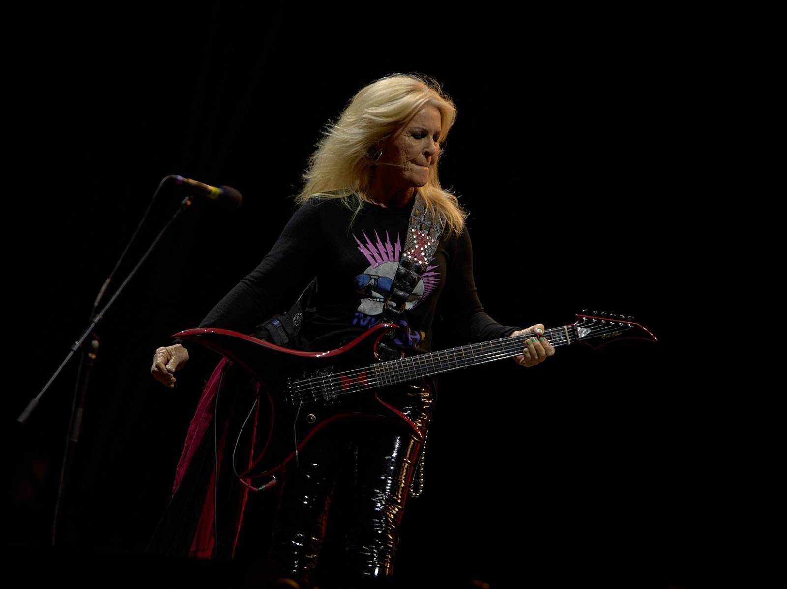 Masters of Rock, den druhý: Extravagantní show Tilla Lindemanna, řízný set Kanonenfieber a powermetalová smršť Illumishade