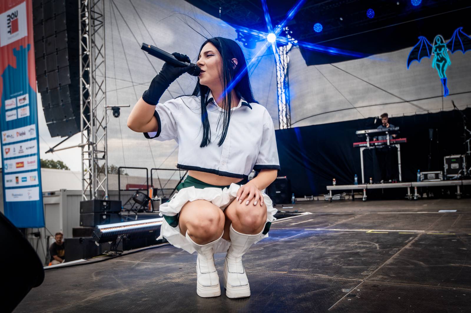 Hrady CZ se přesunuly na Točník. Dav rozvášnili Ben Cristovao, Marpo, Divokej Bill, Dymytry i Pam Rabbit