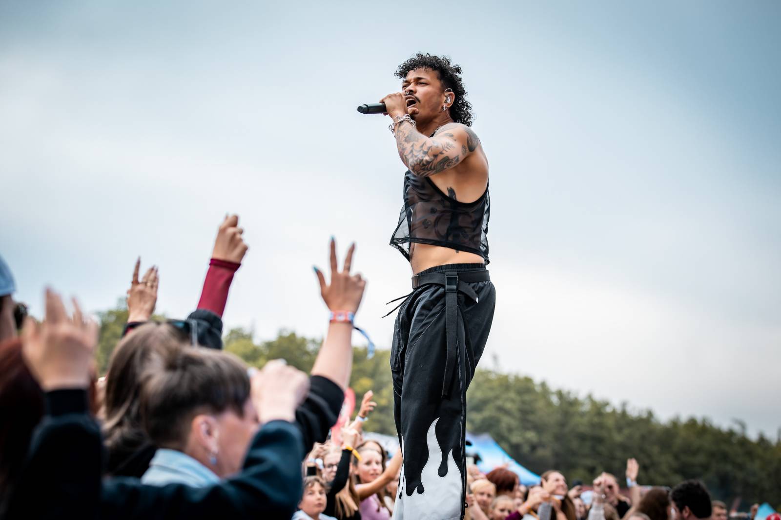 Hrady CZ se přesunuly na Točník. Dav rozvášnili Ben Cristovao, Marpo, Divokej Bill, Dymytry i Pam Rabbit