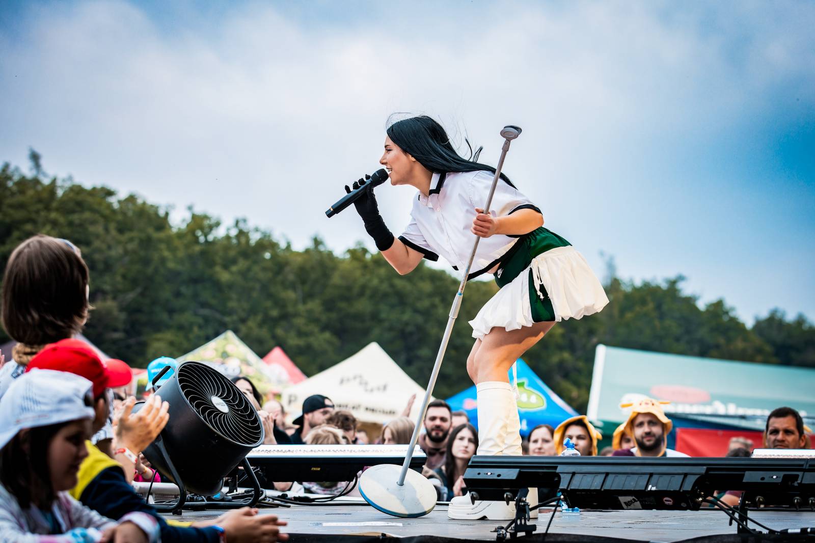 Hrady CZ se přesunuly na Točník. Dav rozvášnili Ben Cristovao, Marpo, Divokej Bill, Dymytry i Pam Rabbit