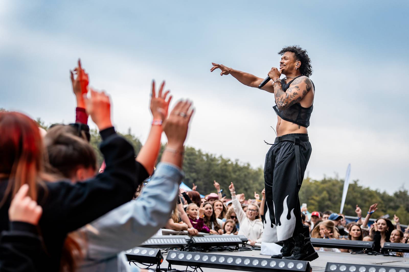 Hrady CZ se přesunuly na Točník. Dav rozvášnili Ben Cristovao, Marpo, Divokej Bill, Dymytry i Pam Rabbit