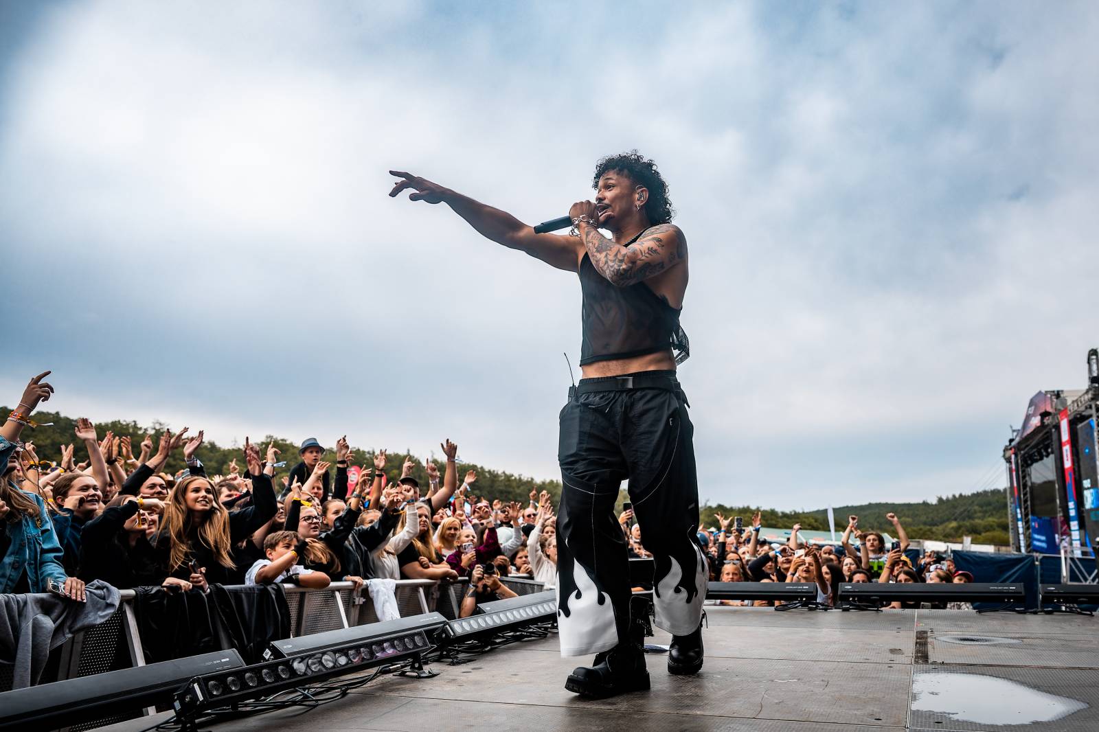 Hrady CZ se přesunuly na Točník. Dav rozvášnili Ben Cristovao, Marpo, Divokej Bill, Dymytry i Pam Rabbit