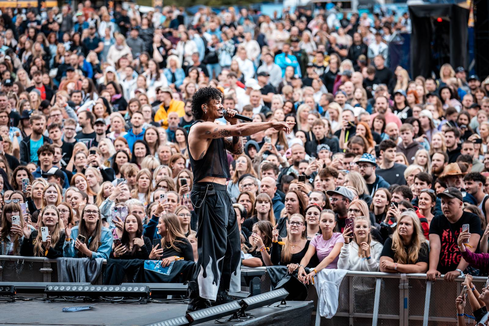 Hrady CZ se přesunuly na Točník. Dav rozvášnili Ben Cristovao, Marpo, Divokej Bill, Dymytry i Pam Rabbit