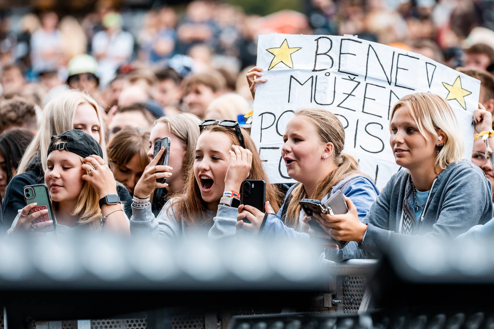Hrady CZ se přesunuly na Točník. Dav rozvášnili Ben Cristovao, Marpo, Divokej Bill, Dymytry i Pam Rabbit
