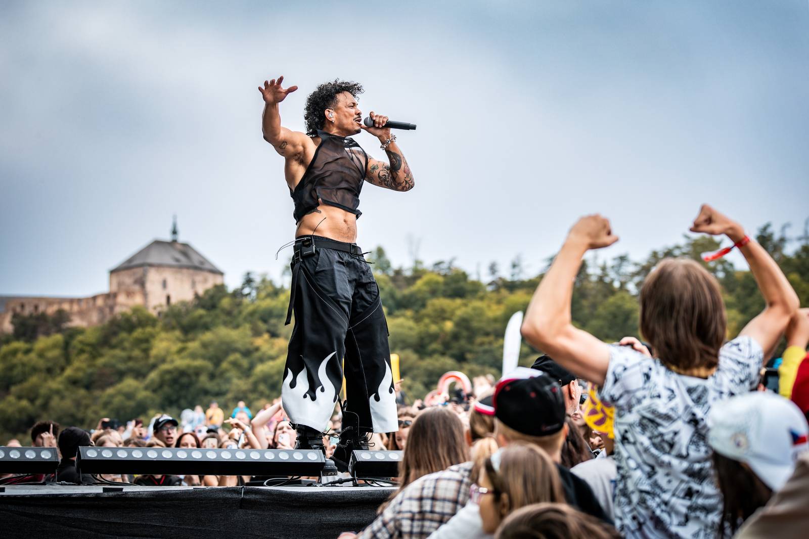 Hrady CZ se přesunuly na Točník. Dav rozvášnili Ben Cristovao, Marpo, Divokej Bill, Dymytry i Pam Rabbit