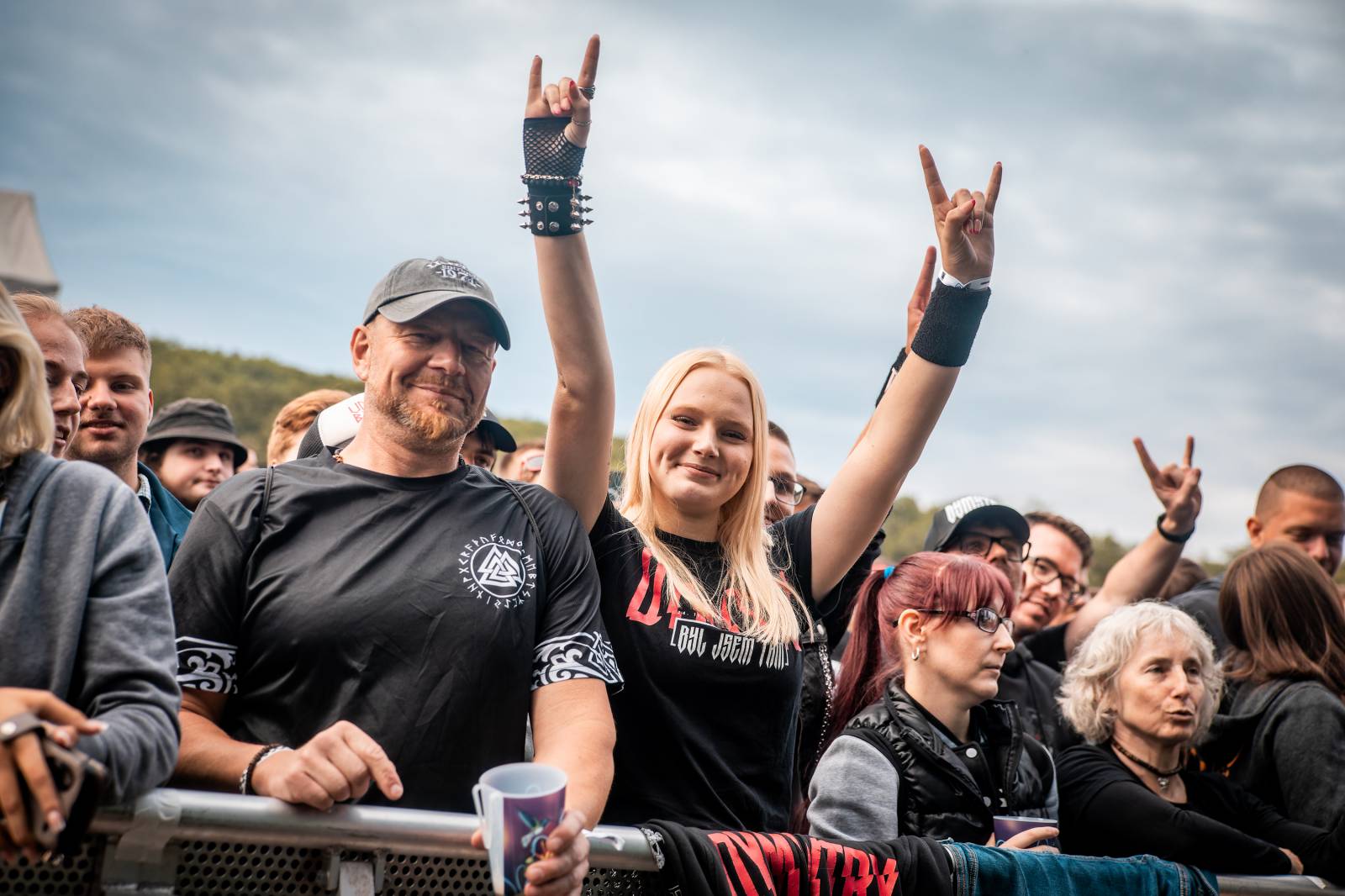 Hrady CZ se přesunuly na Točník. Dav rozvášnili Ben Cristovao, Marpo, Divokej Bill, Dymytry i Pam Rabbit