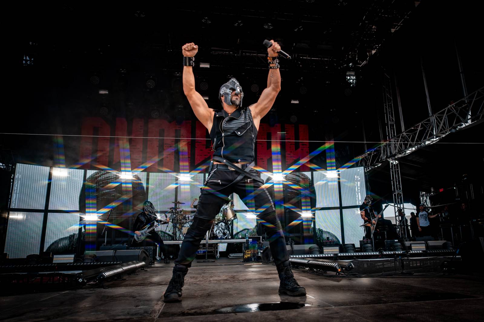 Hrady CZ se přesunuly na Točník. Dav rozvášnili Ben Cristovao, Marpo, Divokej Bill, Dymytry i Pam Rabbit