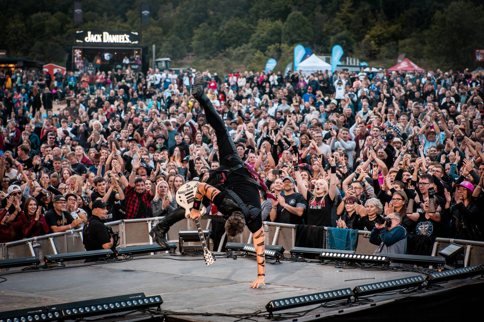 Hrady CZ se přesunuly na Točník. Dav rozvášnili Ben Cristovao, Marpo, Divokej Bill, Dymytry i Pam Rabbit