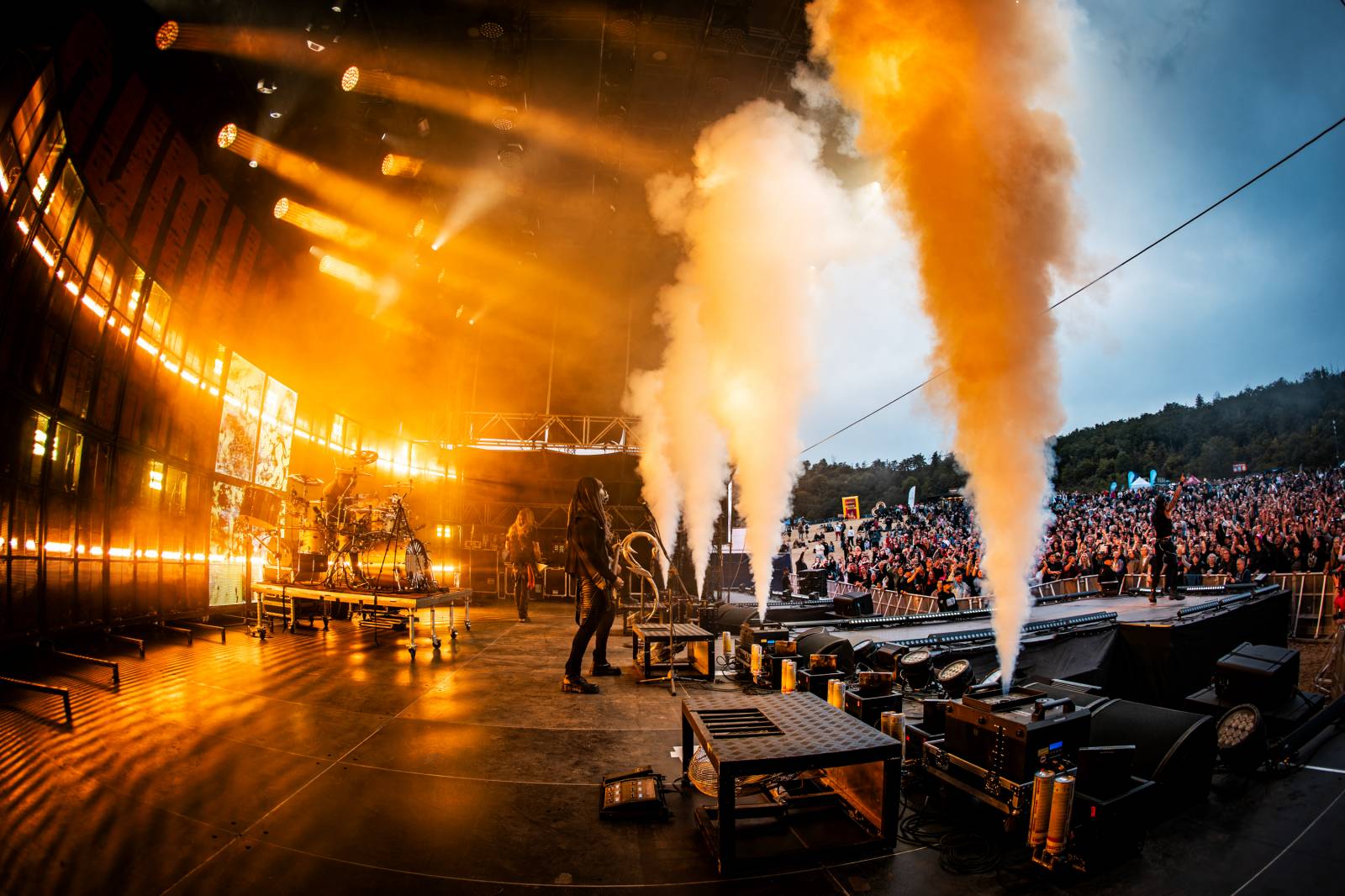 Hrady CZ se přesunuly na Točník. Dav rozvášnili Ben Cristovao, Marpo, Divokej Bill, Dymytry i Pam Rabbit