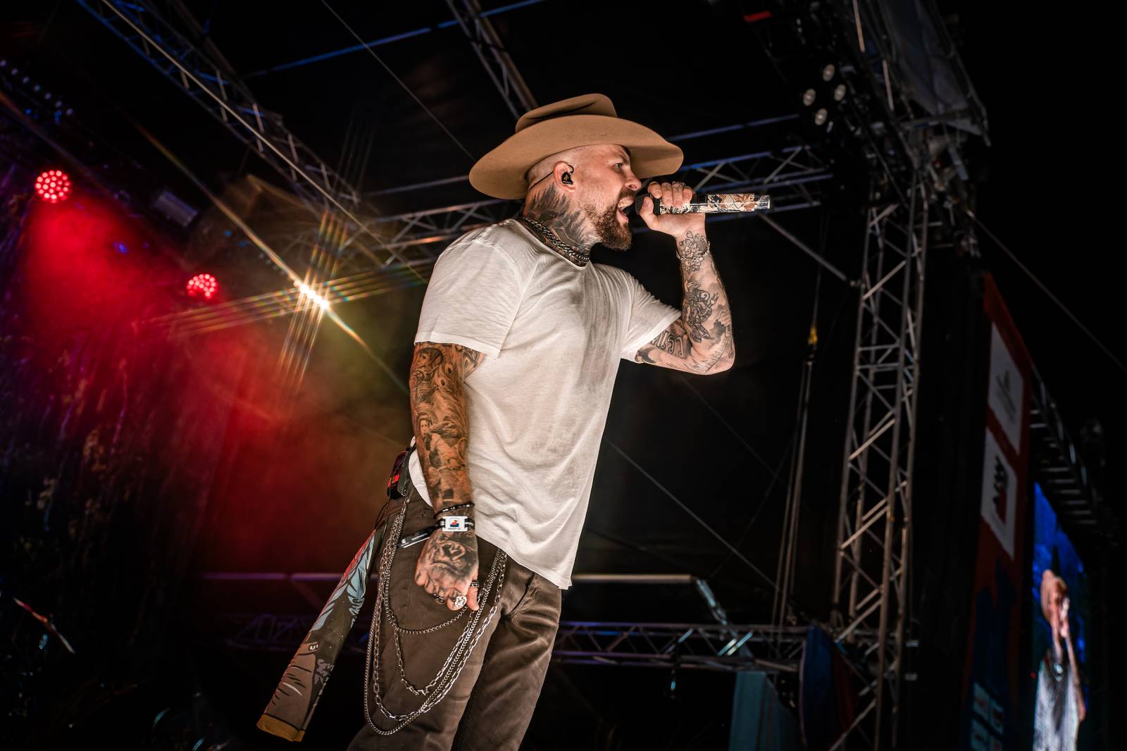 Hrady CZ se přesunuly na Točník. Dav rozvášnili Ben Cristovao, Marpo, Divokej Bill, Dymytry i Pam Rabbit