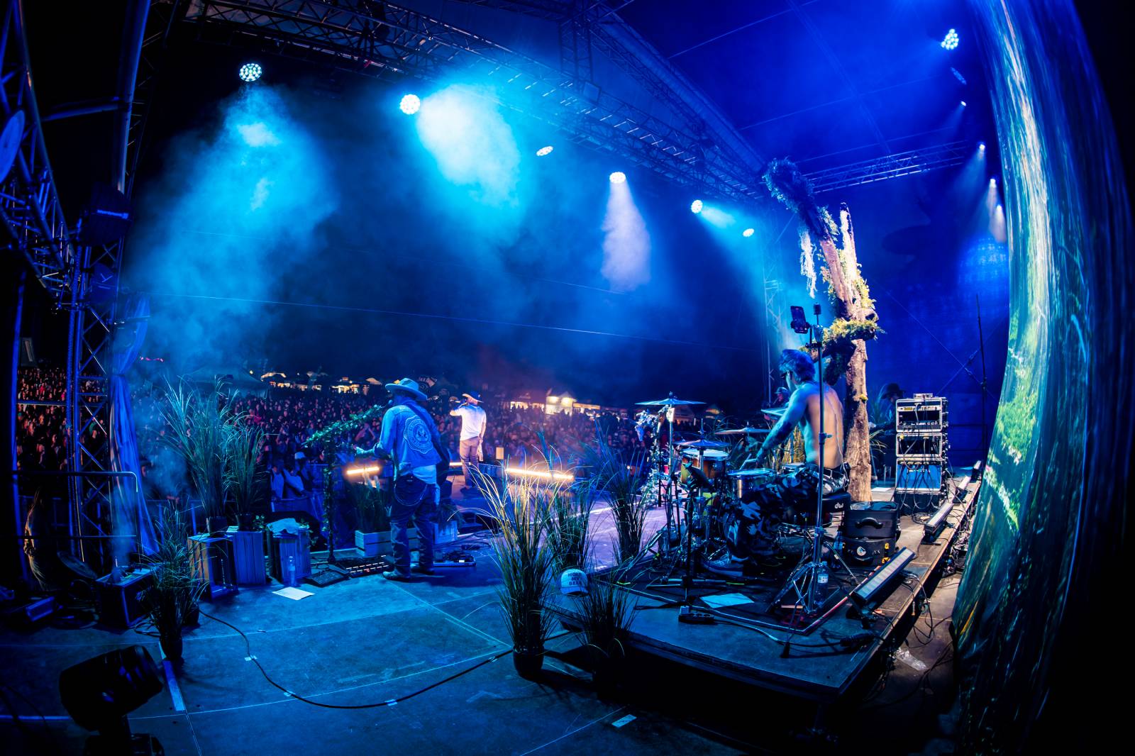 Hrady CZ se přesunuly na Točník. Dav rozvášnili Ben Cristovao, Marpo, Divokej Bill, Dymytry i Pam Rabbit