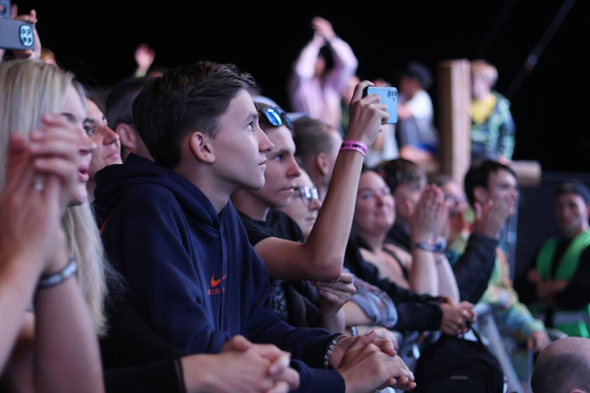 Festival Groove Brno pokračoval v rytmu skladeb Dirty Loops, Candy Dulfer a B-Side Bandu