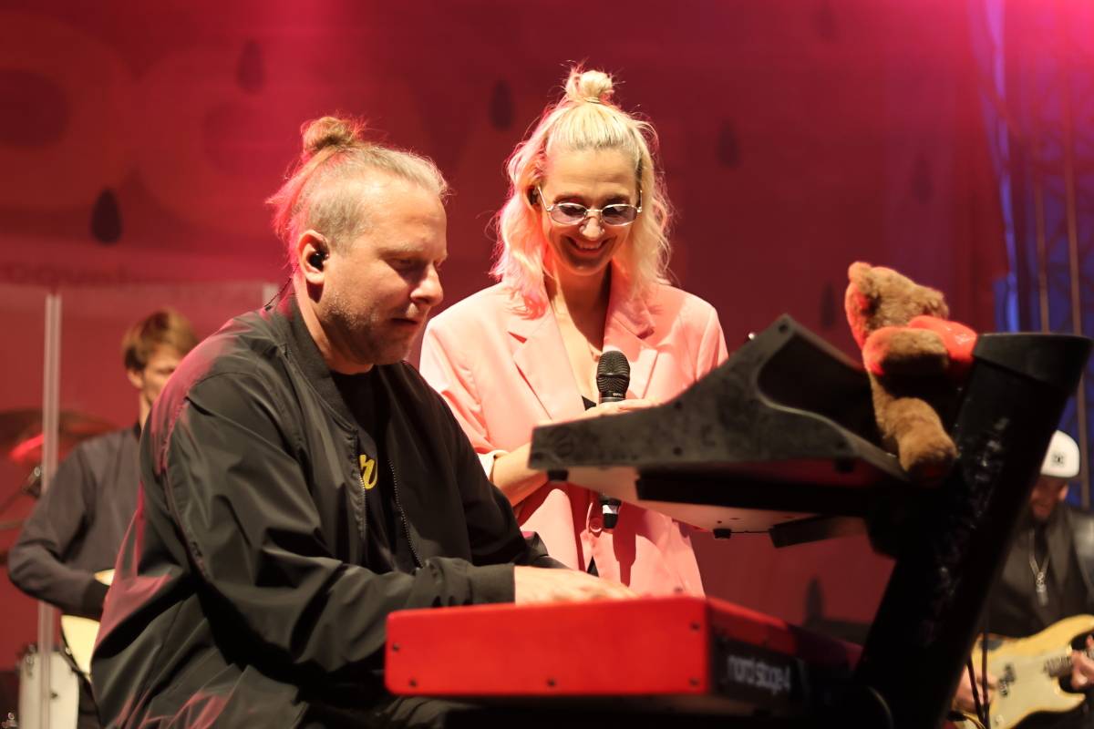 Festival Groove Brno pokračoval v rytmu skladeb Dirty Loops, Candy Dulfer a B-Side Bandu