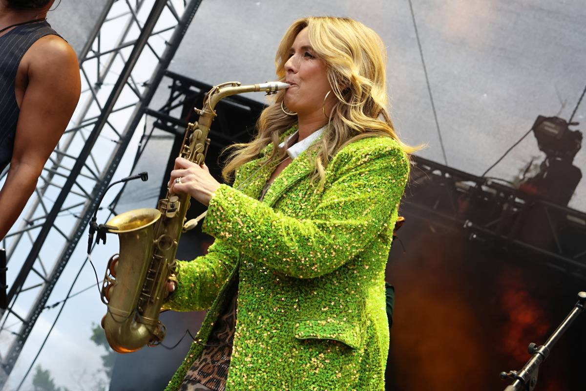 Festival Groove Brno pokračoval v rytmu skladeb Dirty Loops, Candy Dulfer a B-Side Bandu