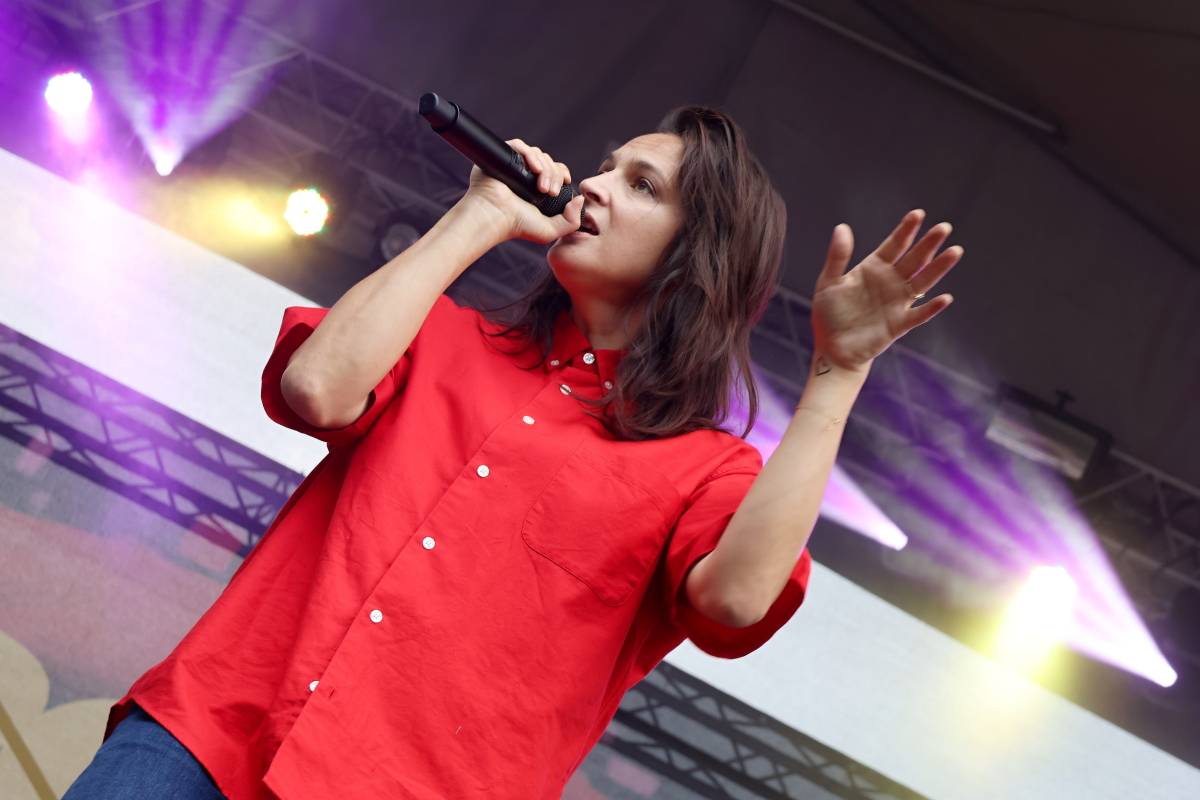 Festival Groove Brno pokračoval v rytmu skladeb Dirty Loops, Candy Dulfer a B-Side Bandu