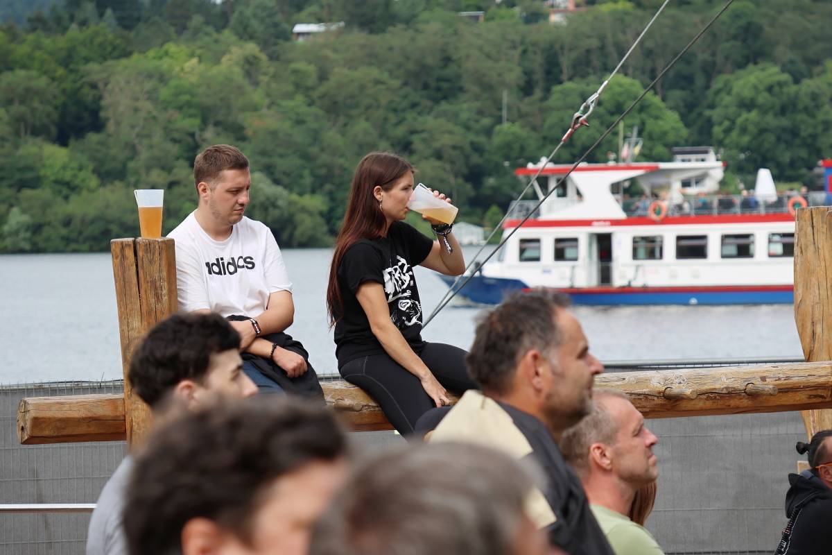 Festival Groove Brno pokračoval v rytmu skladeb Dirty Loops, Candy Dulfer a B-Side Bandu