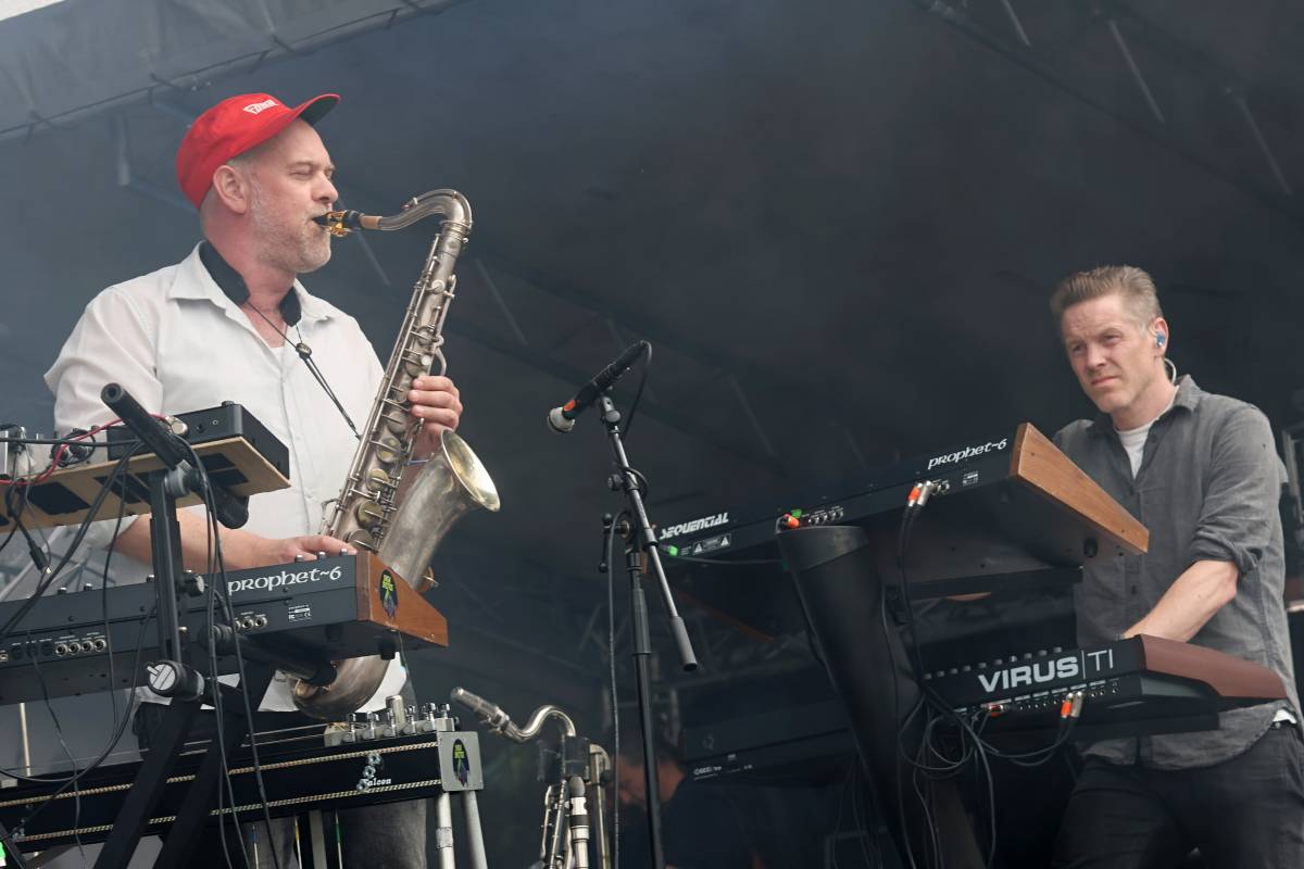 Festival Groove Brno pokračoval v rytmu skladeb Dirty Loops, Candy Dulfer a B-Side Bandu