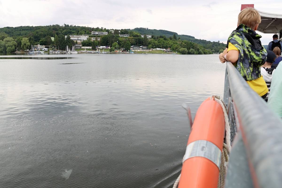 Festival Groove Brno pokračoval v rytmu skladeb Dirty Loops, Candy Dulfer a B-Side Bandu