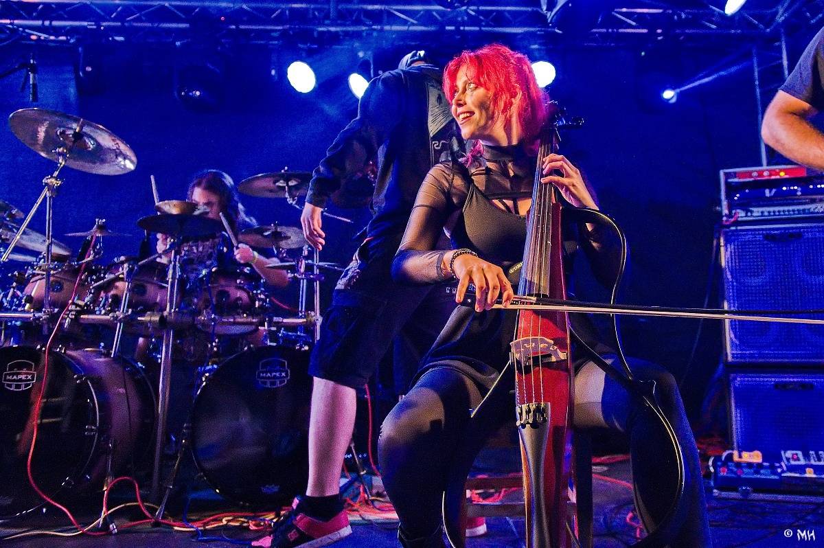 Druhému dni Destroy Festu nepřálo počasí. Metalové fanoušky bavili Sinner Self, Modern Age Dying nebo Pilsentura