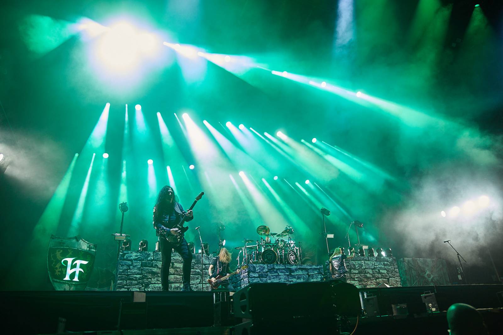 Masters of Rock, den třetí: Hammerfall vzpomínali, Floor Jansen zpívala Nightwish a Burning Witches spláchl déšť