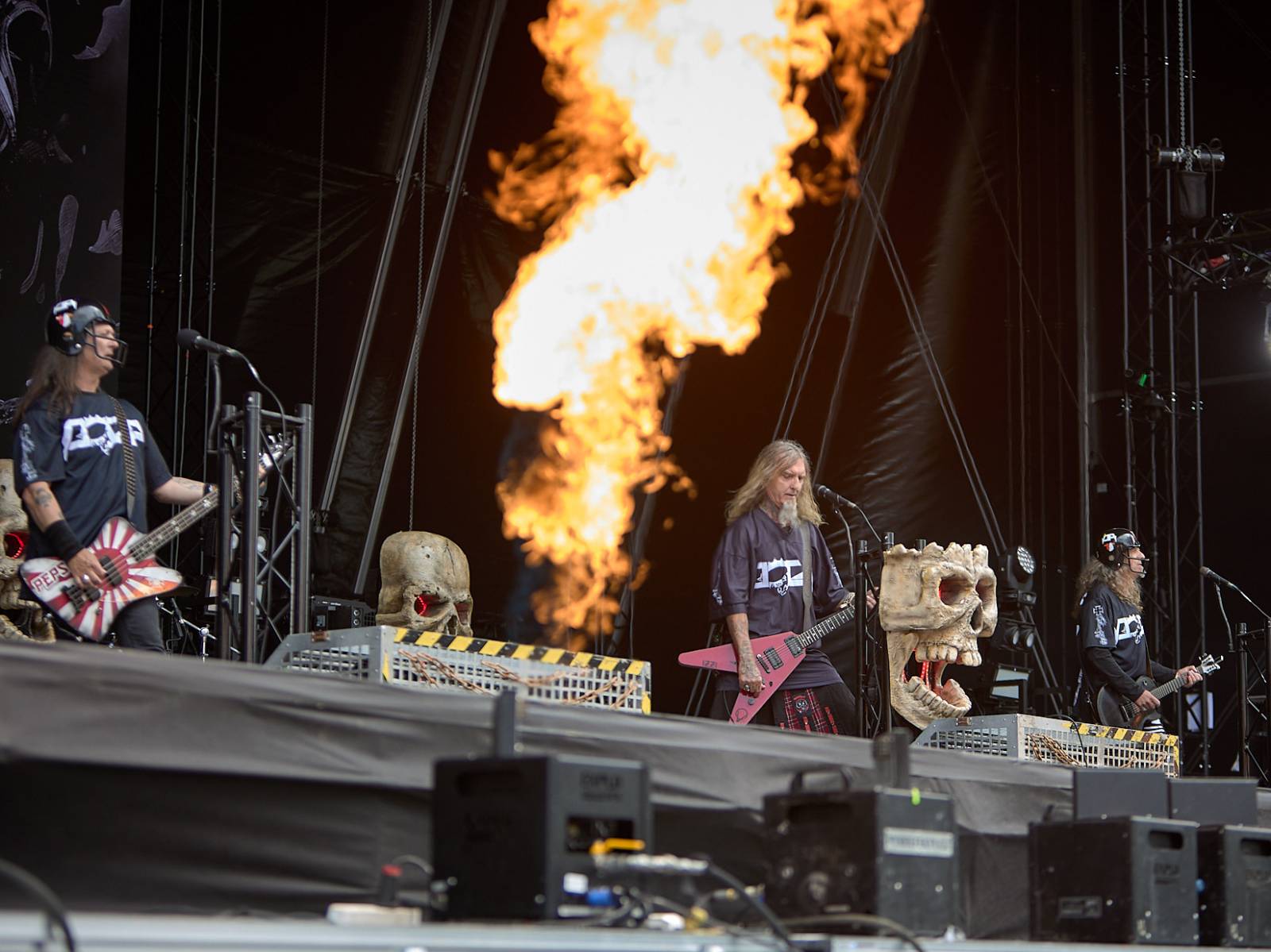 Masters of Rock, den třetí: Hammerfall vzpomínali, Floor Jansen zpívala Nightwish a Burning Witches spláchl déšť