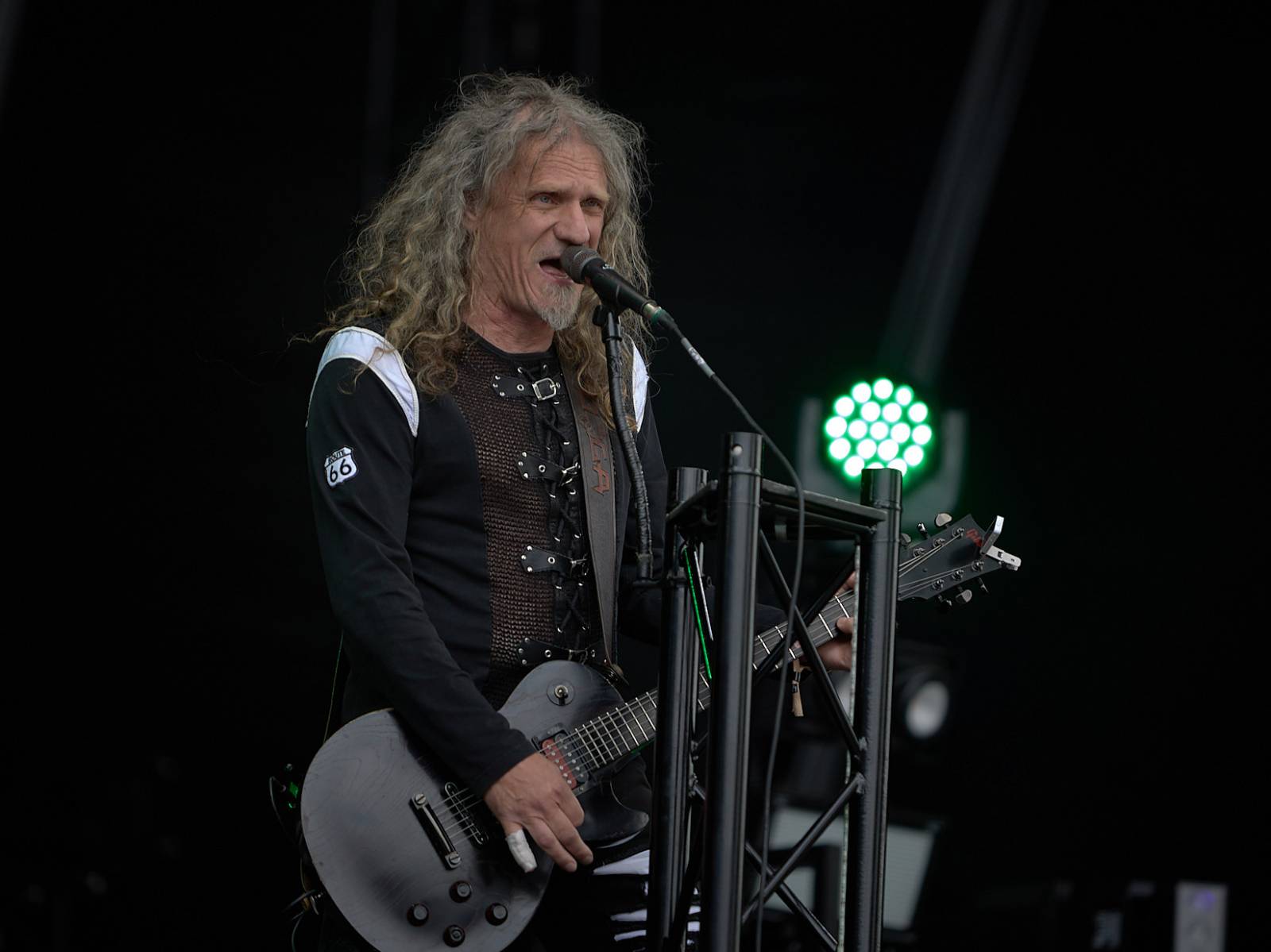 Masters of Rock, den třetí: Hammerfall vzpomínali, Floor Jansen zpívala Nightwish a Burning Witches spláchl déšť