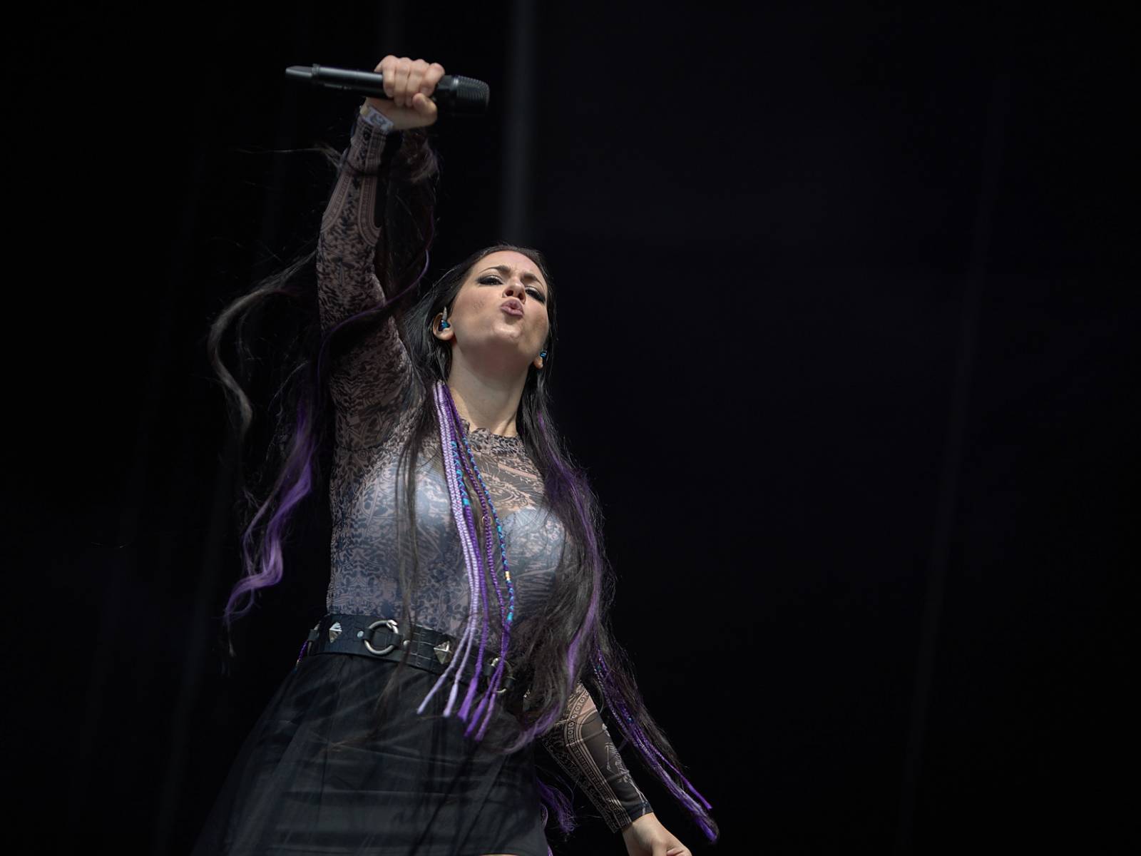 Masters of Rock, den třetí: Hammerfall vzpomínali, Floor Jansen zpívala Nightwish a Burning Witches spláchl déšť