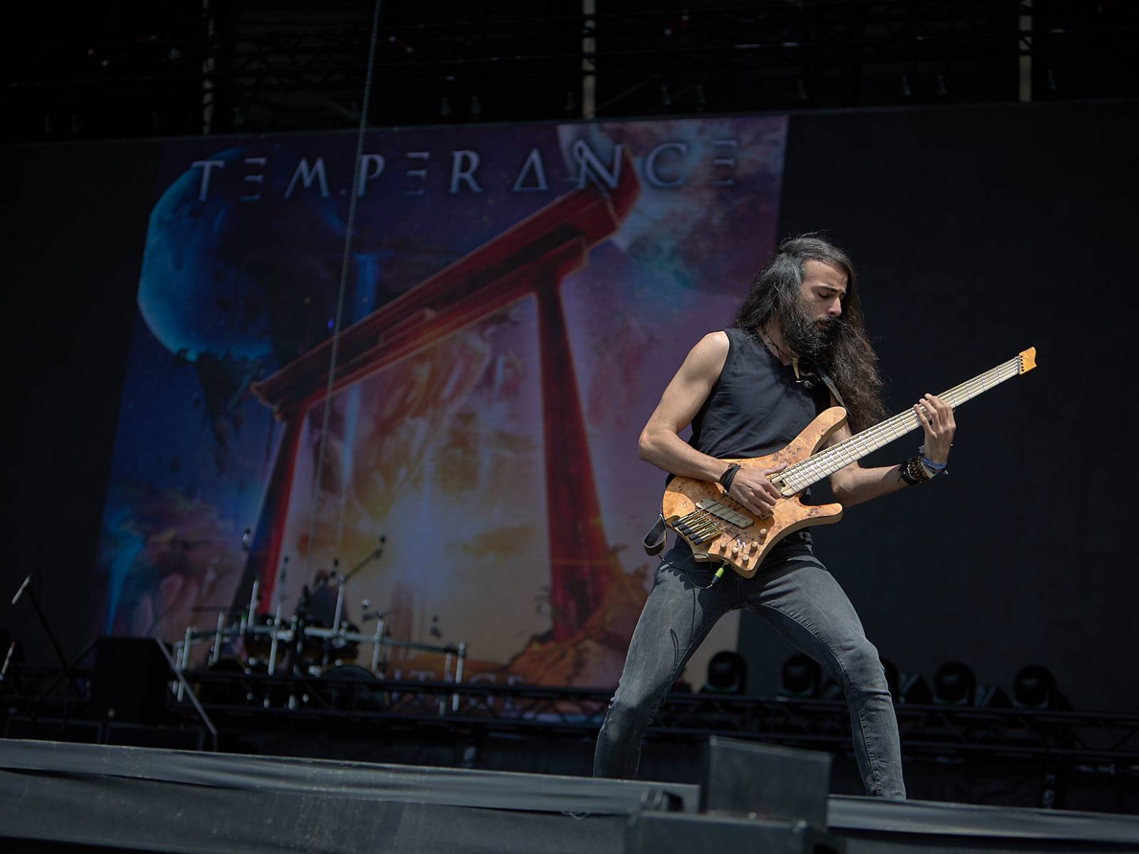 Masters of Rock, den třetí: Hammerfall vzpomínali, Floor Jansen zpívala Nightwish a Burning Witches spláchl déšť