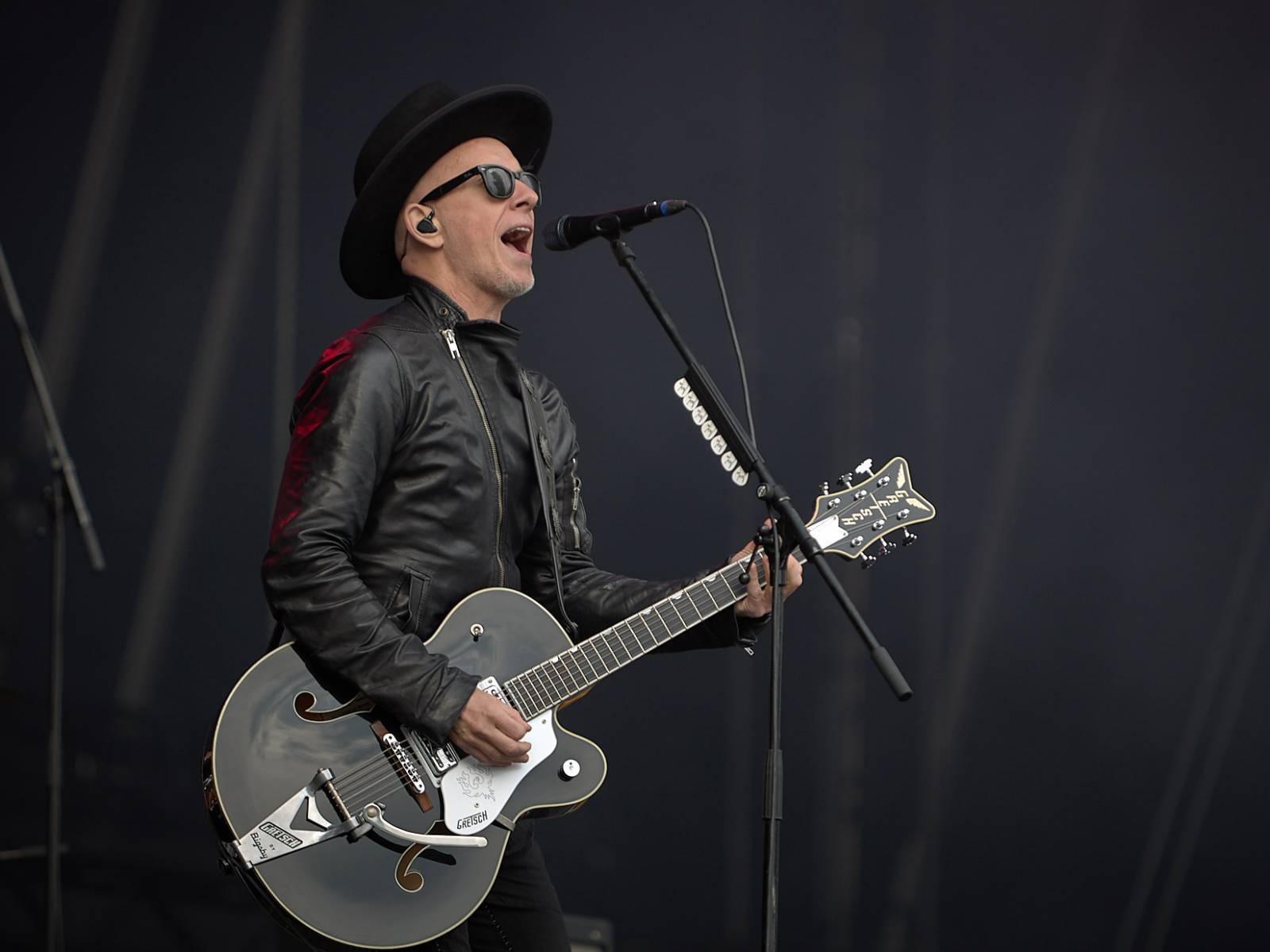 Masters of Rock, den třetí: Hammerfall vzpomínali, Floor Jansen zpívala Nightwish a Burning Witches spláchl déšť