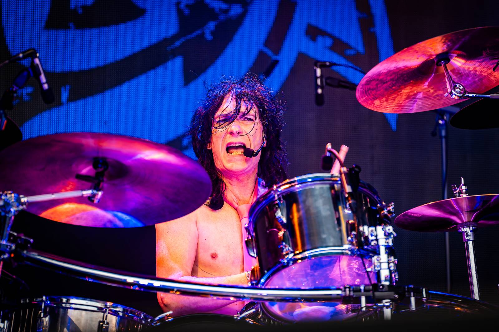 Hrady CZ na Točníku: Druhý den ovládl Kabát, Wanastowi Vjecy vsadili na své hity a překvapení v podobě Lucie 