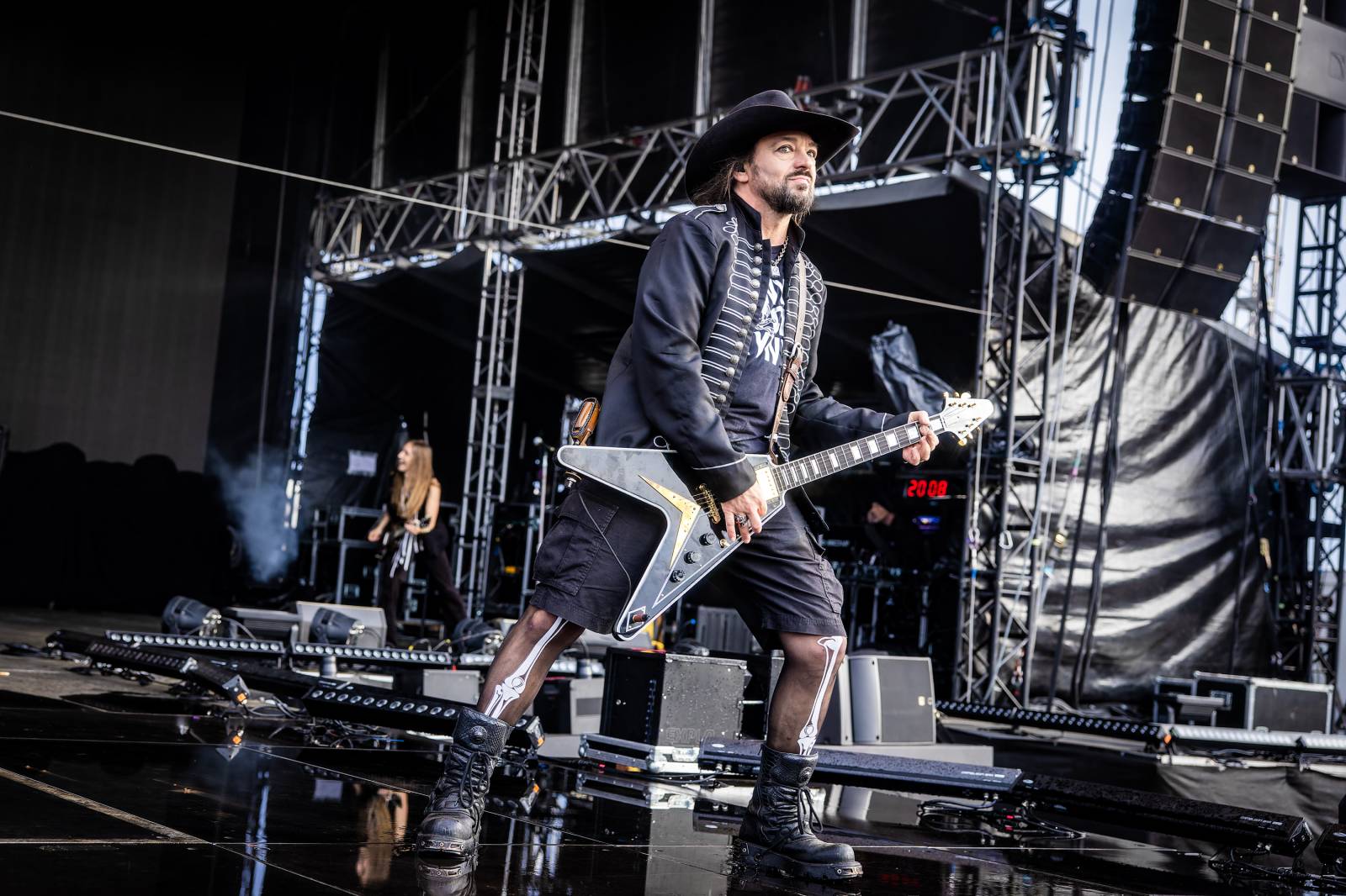 Hrady CZ na Točníku: Druhý den ovládl Kabát, Wanastowi Vjecy vsadili na své hity a překvapení v podobě Lucie 