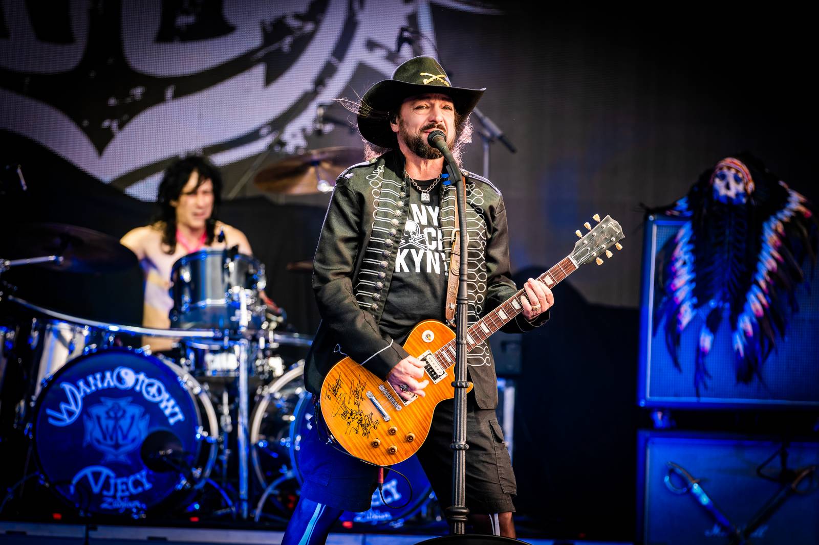 Hrady CZ na Točníku: Druhý den ovládl Kabát, Wanastowi Vjecy vsadili na své hity a překvapení v podobě Lucie 