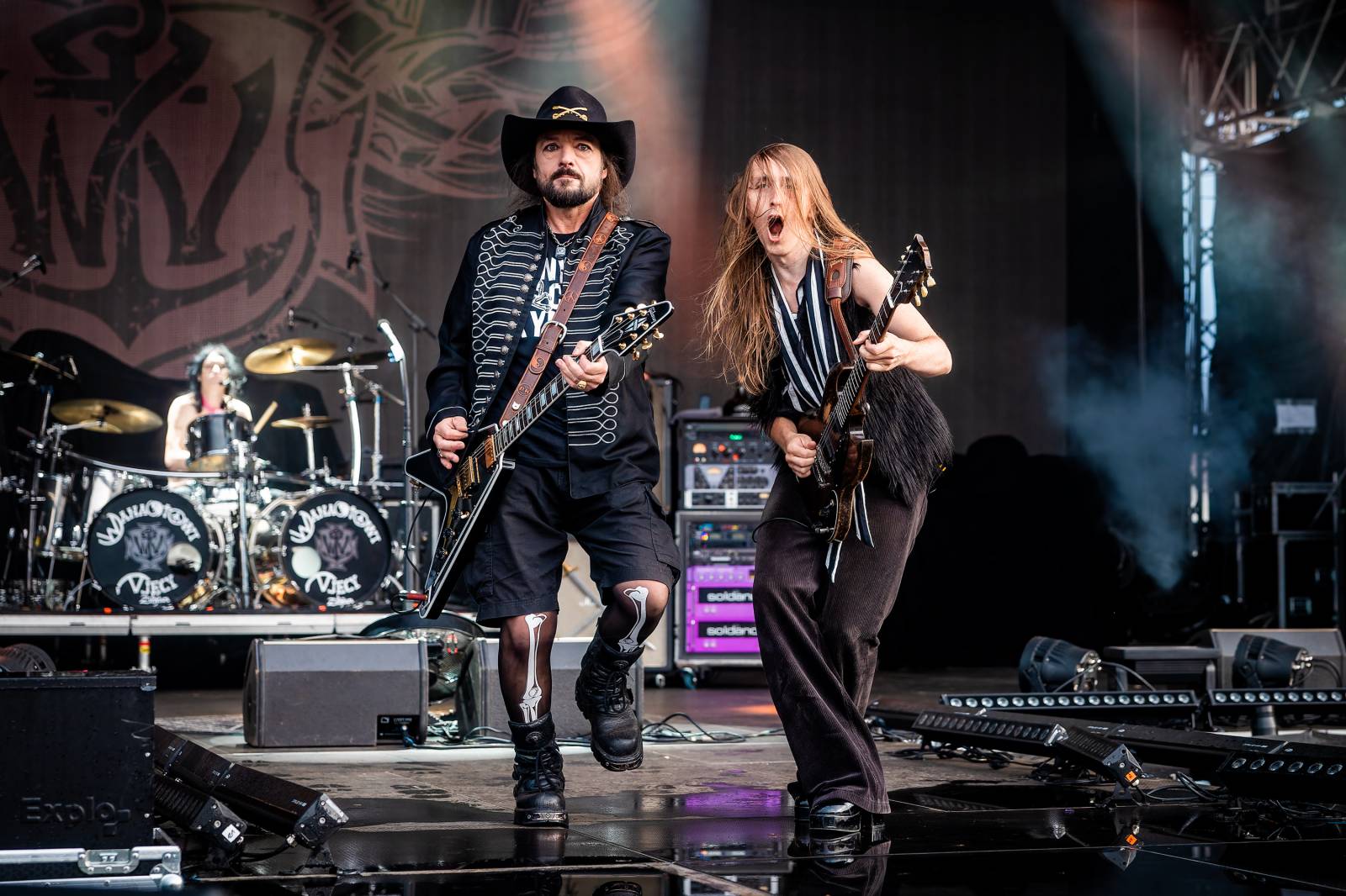 Hrady CZ na Točníku: Druhý den ovládl Kabát, Wanastowi Vjecy vsadili na své hity a překvapení v podobě Lucie 