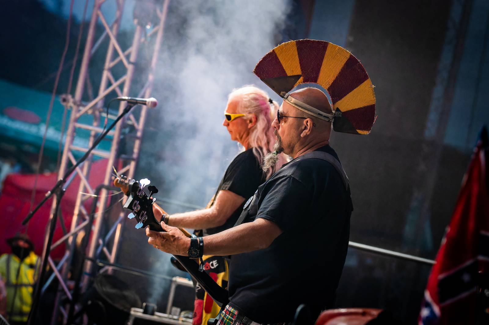 Hrady CZ na Točníku: Druhý den ovládl Kabát, Wanastowi Vjecy vsadili na své hity a překvapení v podobě Lucie 