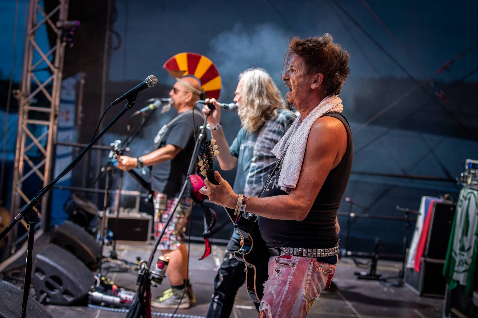 Hrady CZ na Točníku: Druhý den ovládl Kabát, Wanastowi Vjecy vsadili na své hity a překvapení v podobě Lucie 