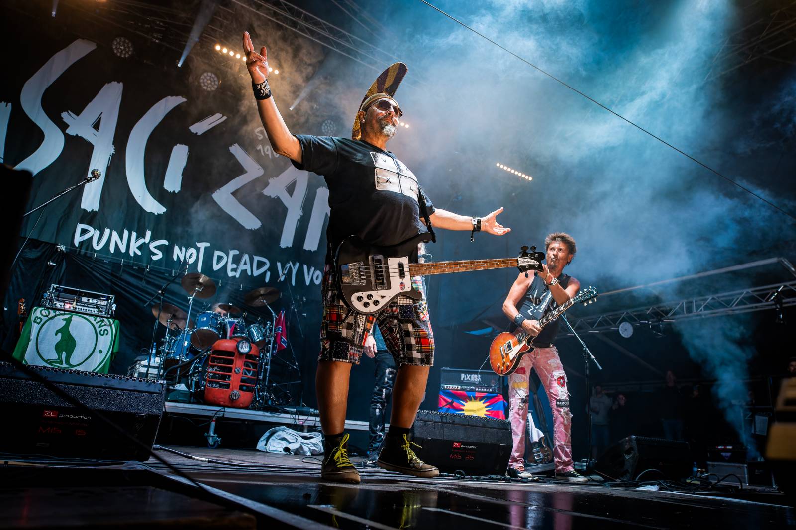 Hrady CZ na Točníku: Druhý den ovládl Kabát, Wanastowi Vjecy vsadili na své hity a překvapení v podobě Lucie 