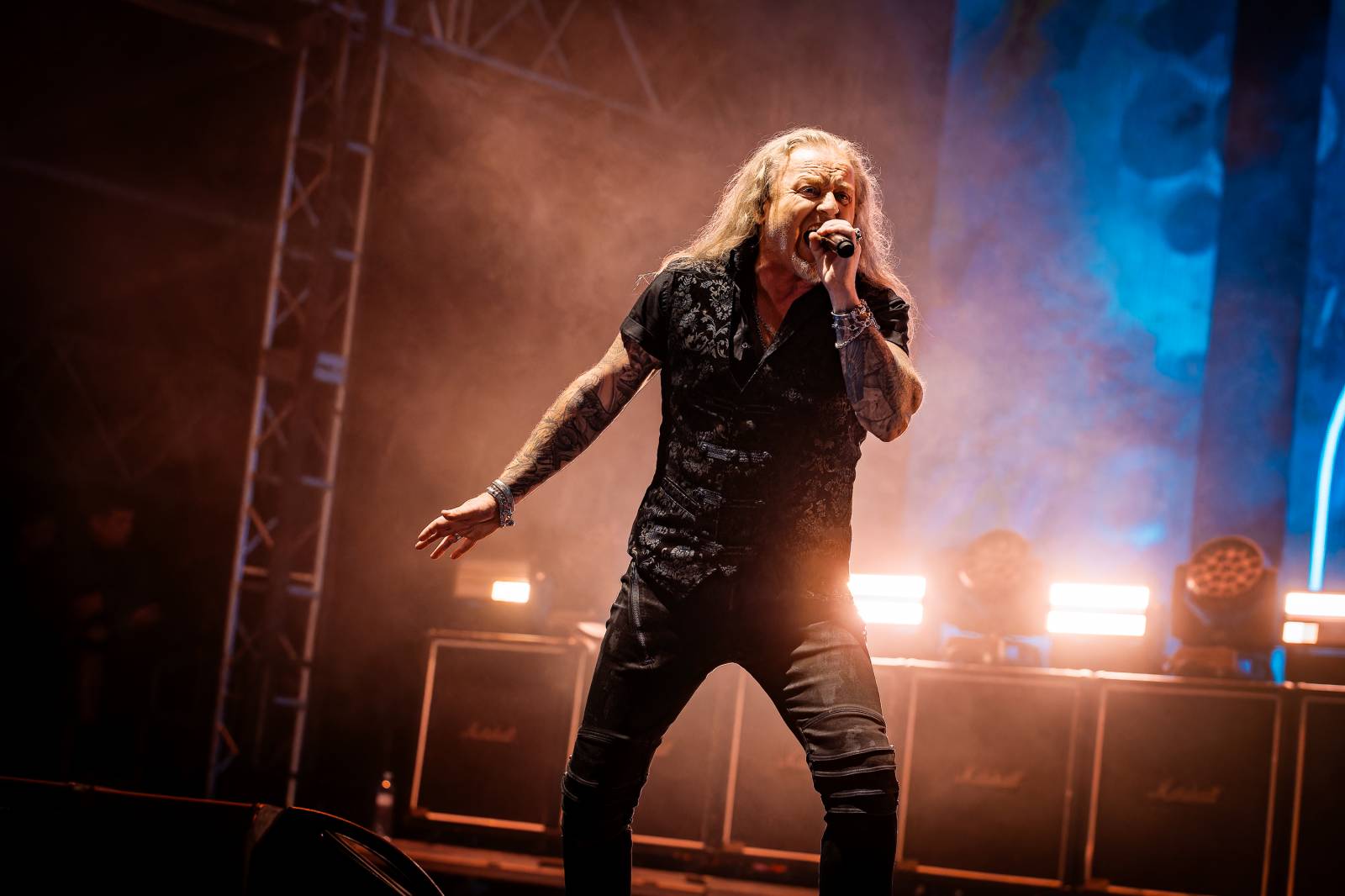 Hrady CZ na Točníku: Druhý den ovládl Kabát, Wanastowi Vjecy vsadili na své hity a překvapení v podobě Lucie 