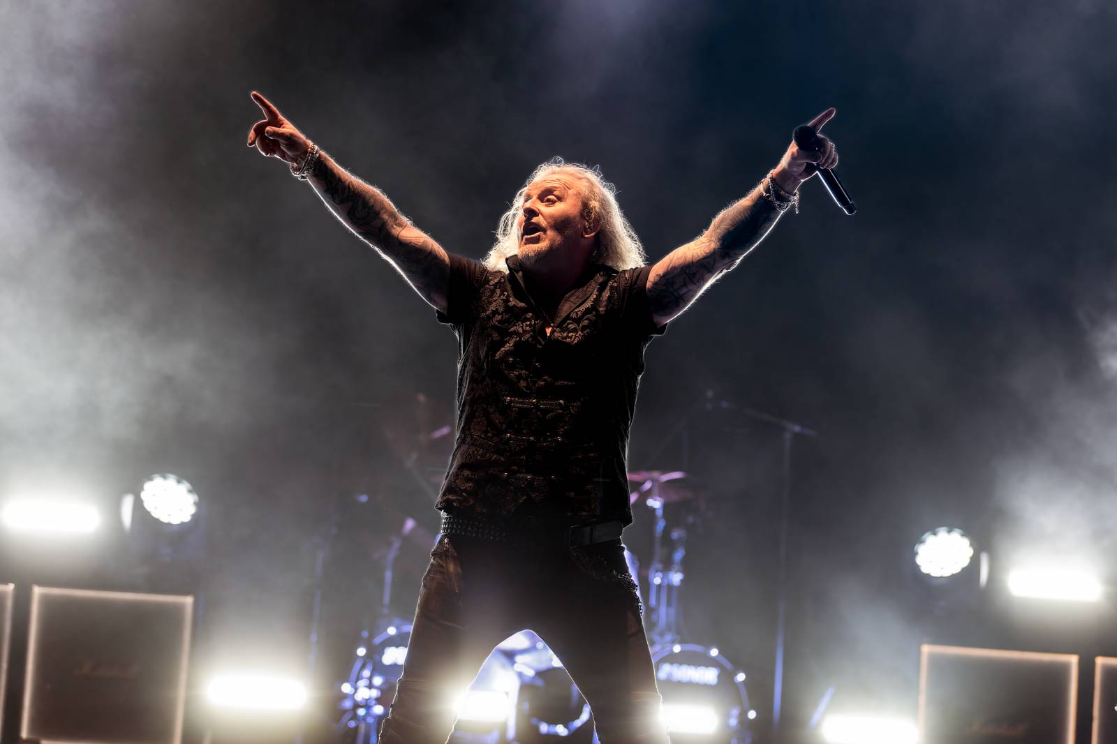 Hrady CZ na Točníku: Druhý den ovládl Kabát, Wanastowi Vjecy vsadili na své hity a překvapení v podobě Lucie 