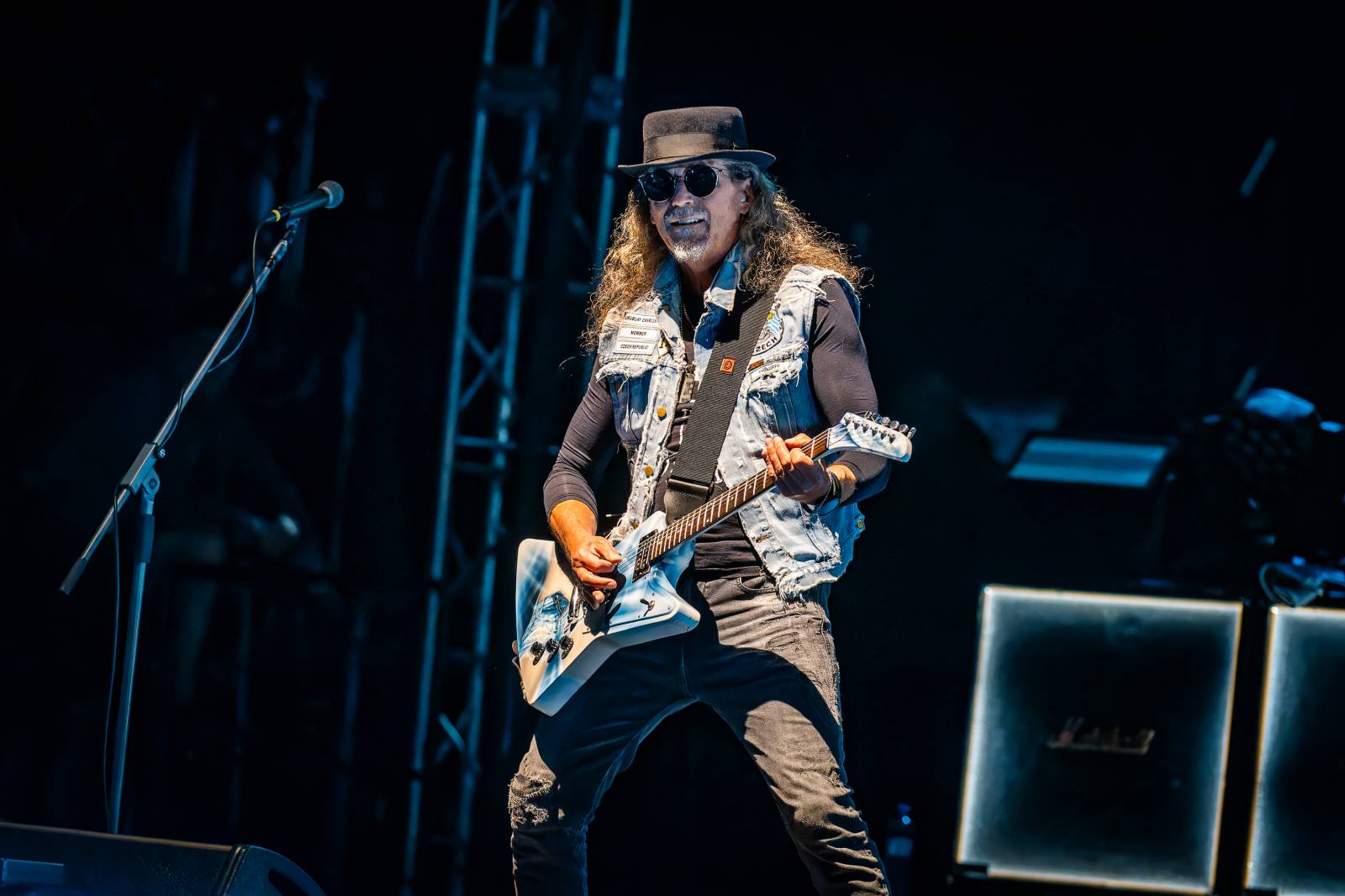 Hrady CZ na Točníku: Druhý den ovládl Kabát, Wanastowi Vjecy vsadili na své hity a překvapení v podobě Lucie 