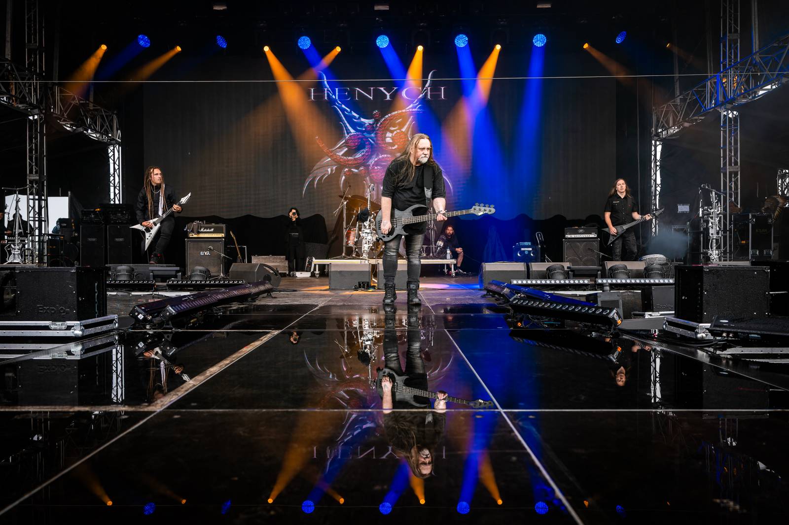 Hrady CZ na Točníku: Druhý den ovládl Kabát, Wanastowi Vjecy vsadili na své hity a překvapení v podobě Lucie 