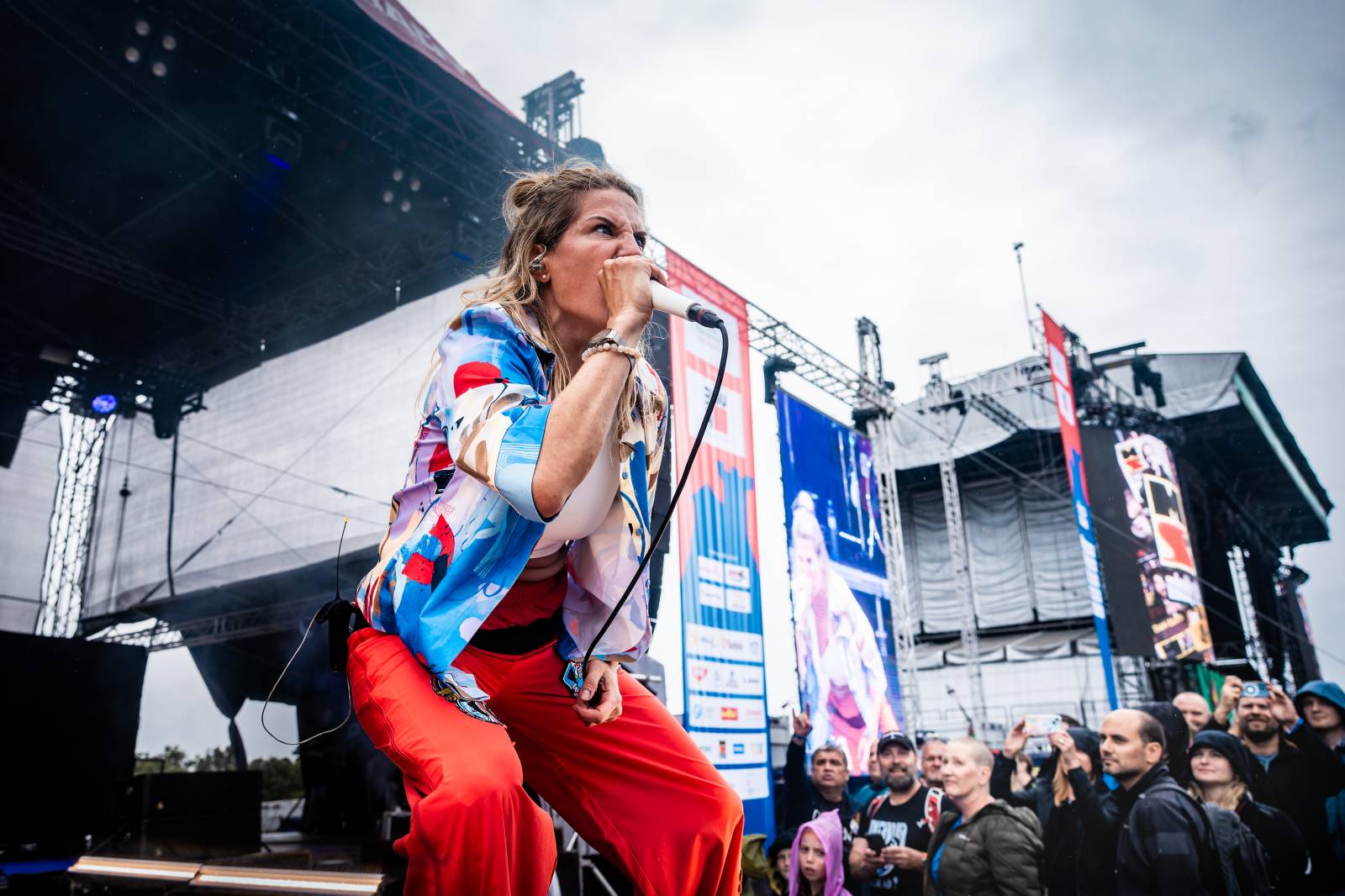 Hrady CZ na Točníku: Druhý den ovládl Kabát, Wanastowi Vjecy vsadili na své hity a překvapení v podobě Lucie 