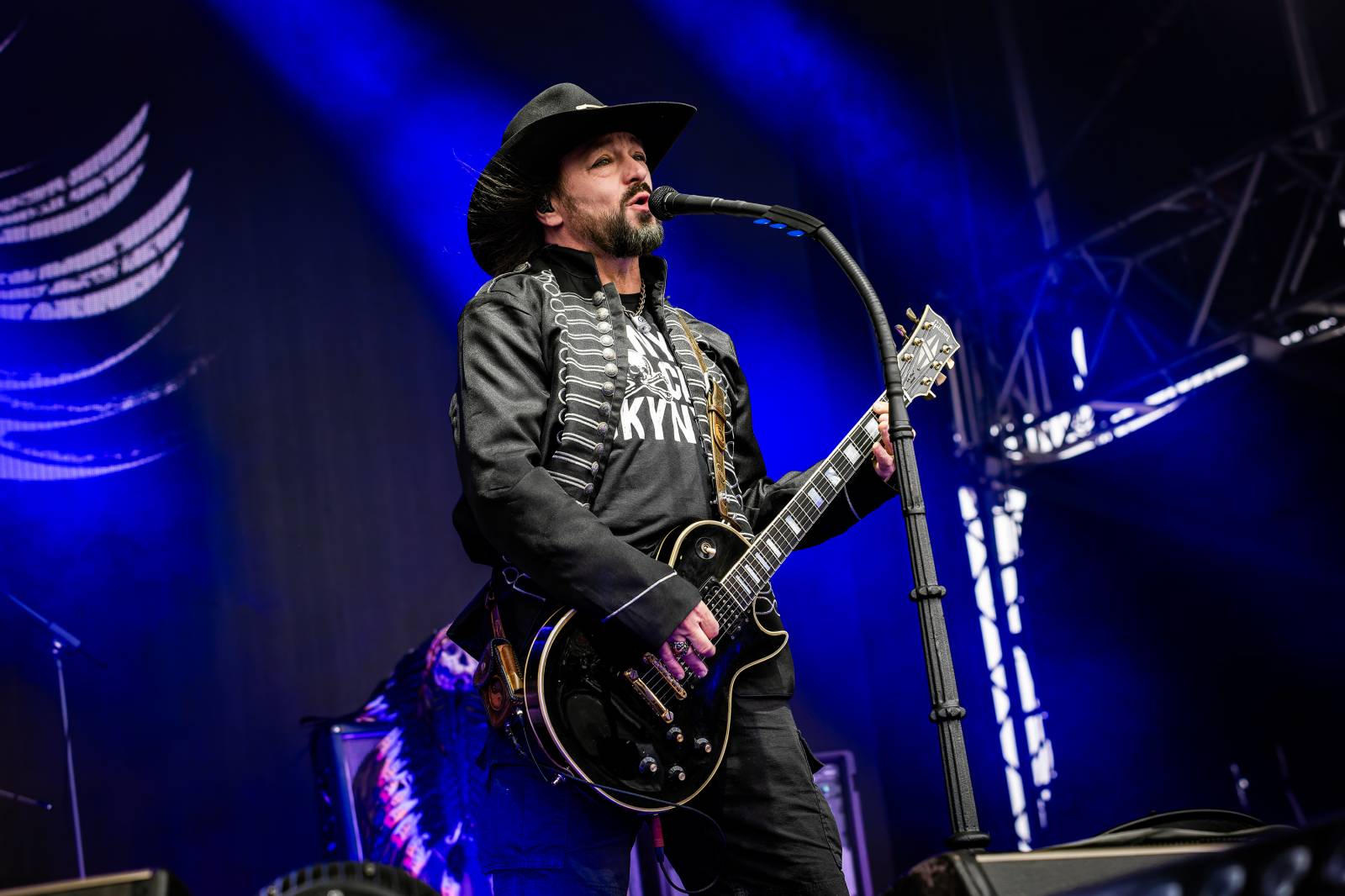 Hrady CZ na Točníku: Druhý den ovládl Kabát, Wanastowi Vjecy vsadili na své hity a překvapení v podobě Lucie 