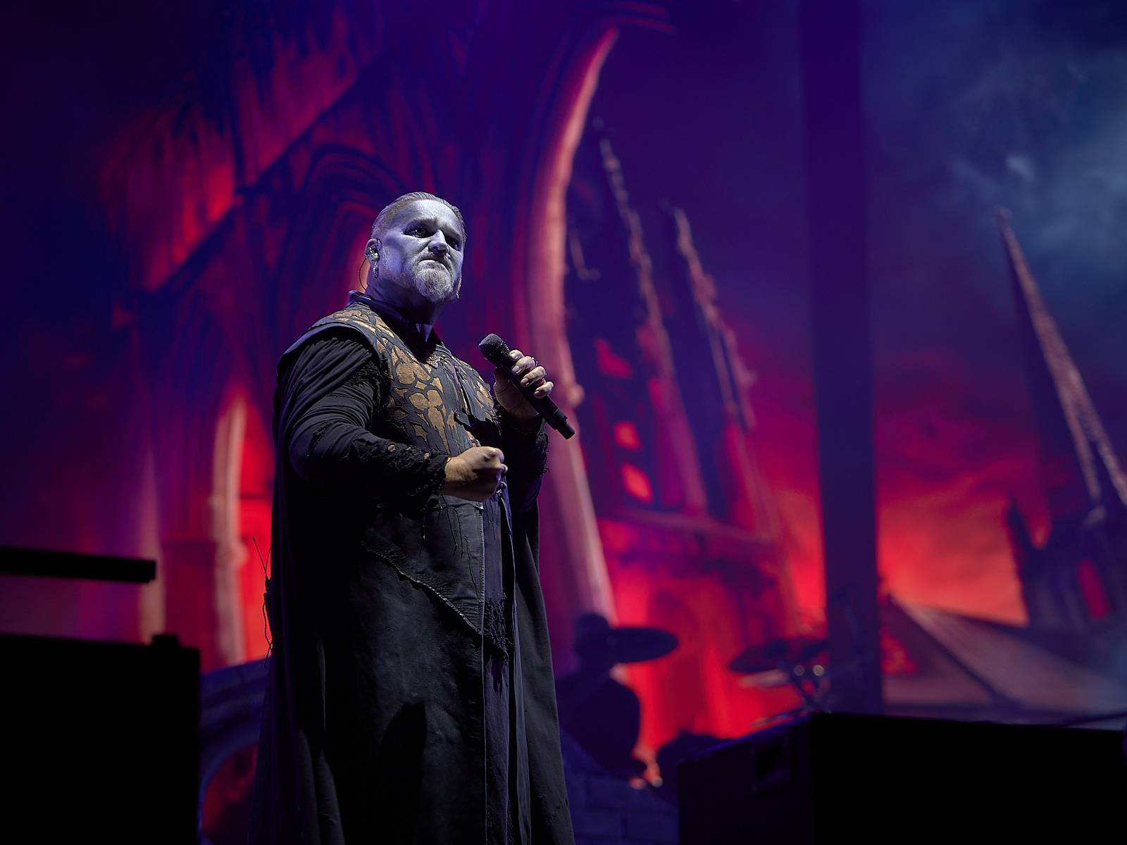 Masters of Rock, den čtvrtý: Ohnivé finále Powerwolf, skandování The HU a skákání s Korpiklaani