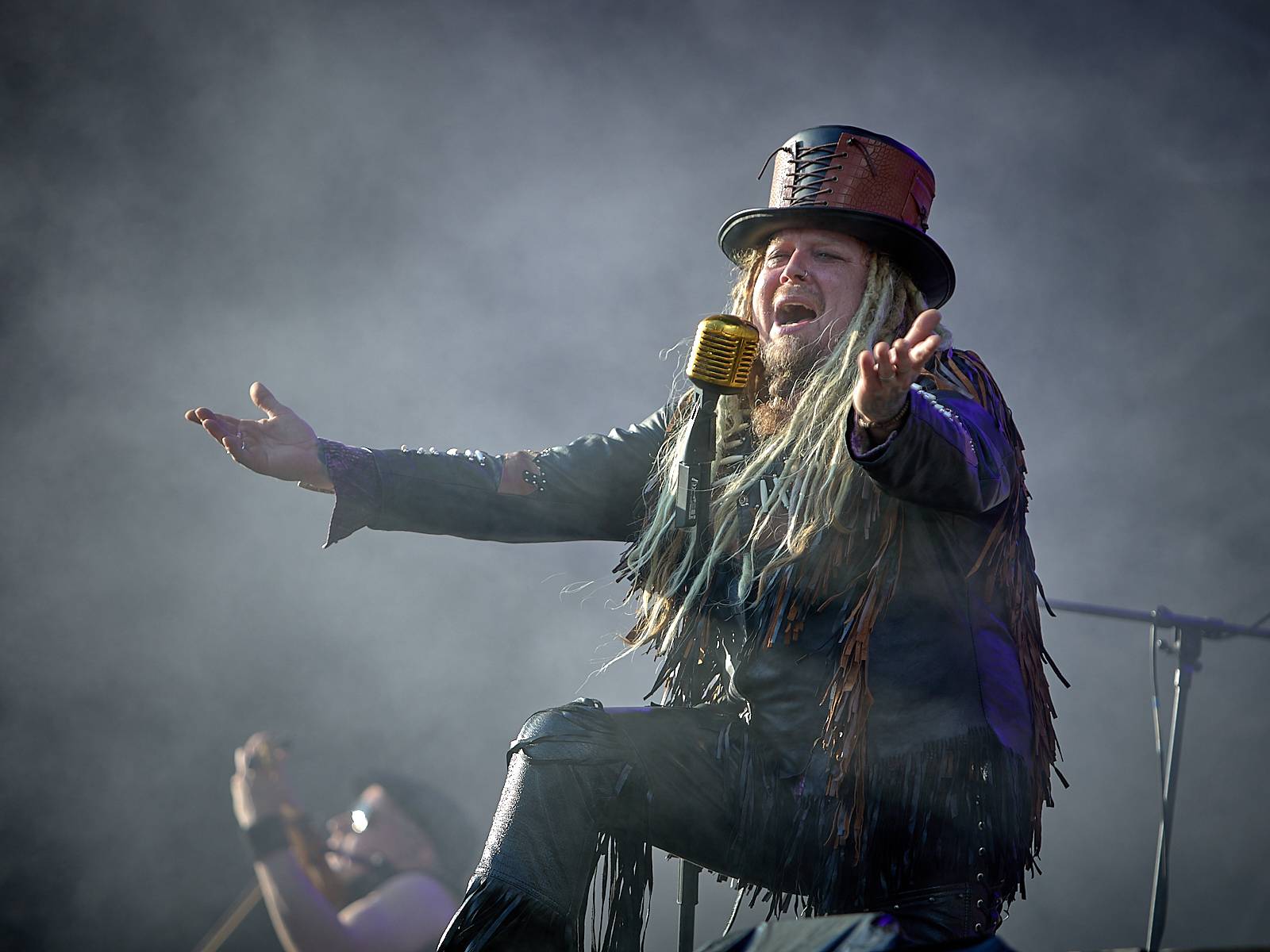 Masters of Rock, den čtvrtý: Ohnivé finále Powerwolf, skandování The HU a skákání s Korpiklaani