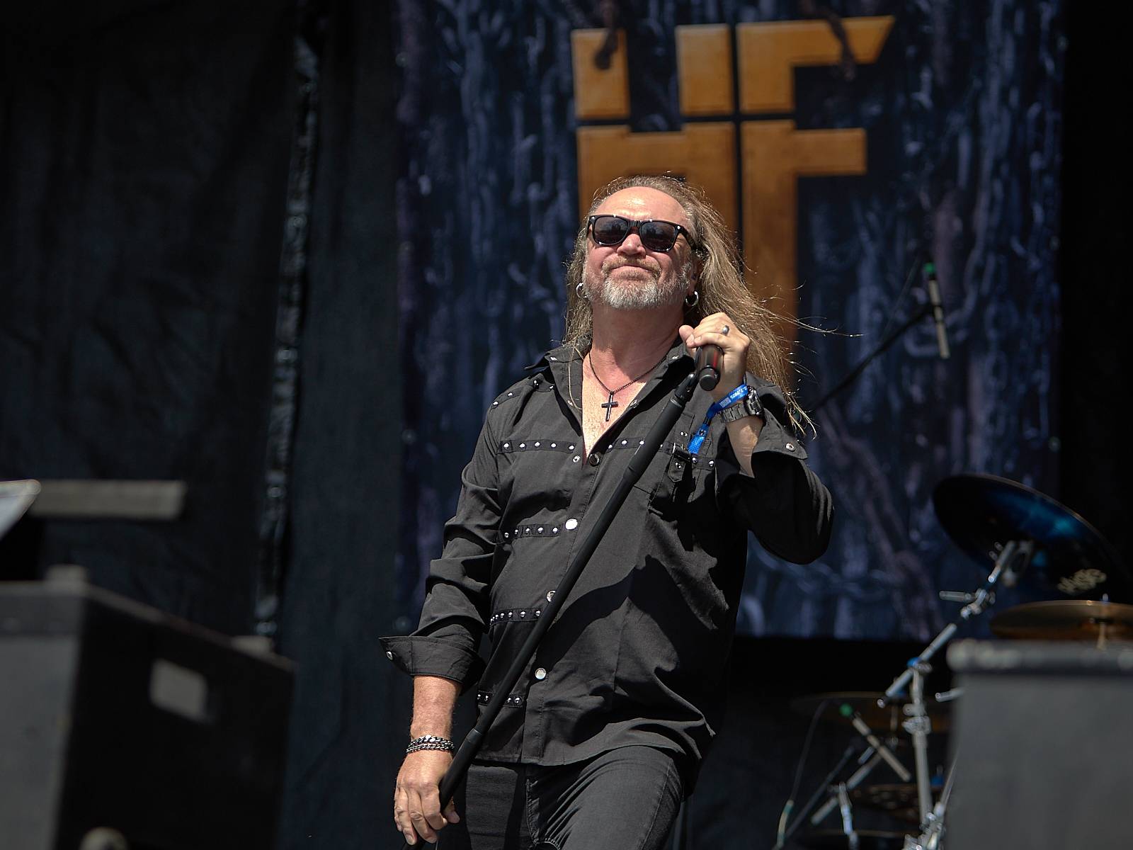 Masters of Rock, den čtvrtý: Ohnivé finále Powerwolf, skandování The HU a skákání s Korpiklaani