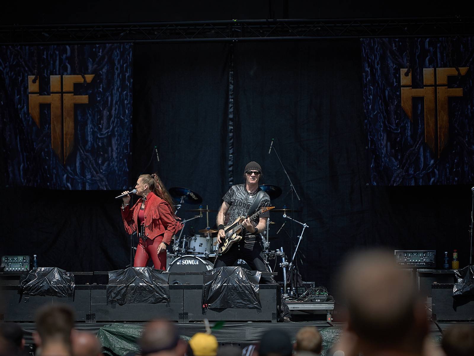 Masters of Rock, den čtvrtý: Ohnivé finále Powerwolf, skandování The HU a skákání s Korpiklaani