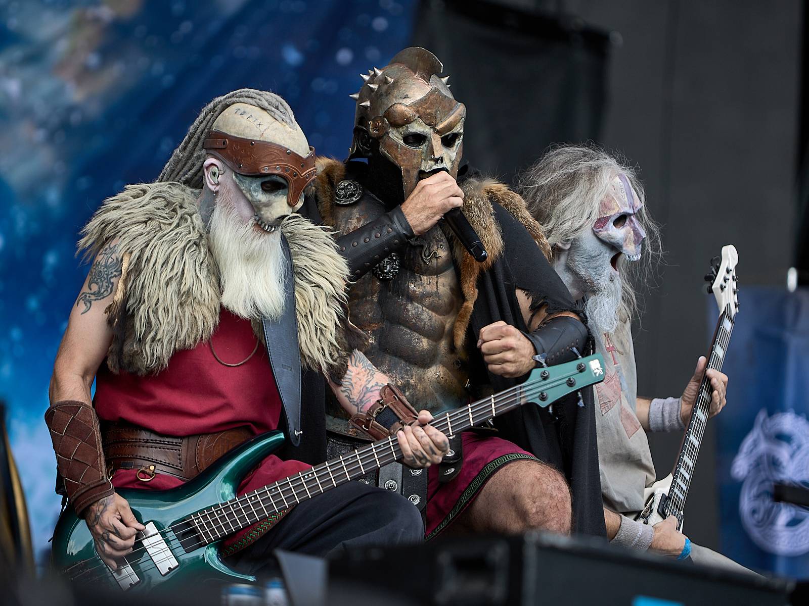 Masters of Rock, den čtvrtý: Ohnivé finále Powerwolf, skandování The HU a skákání s Korpiklaani