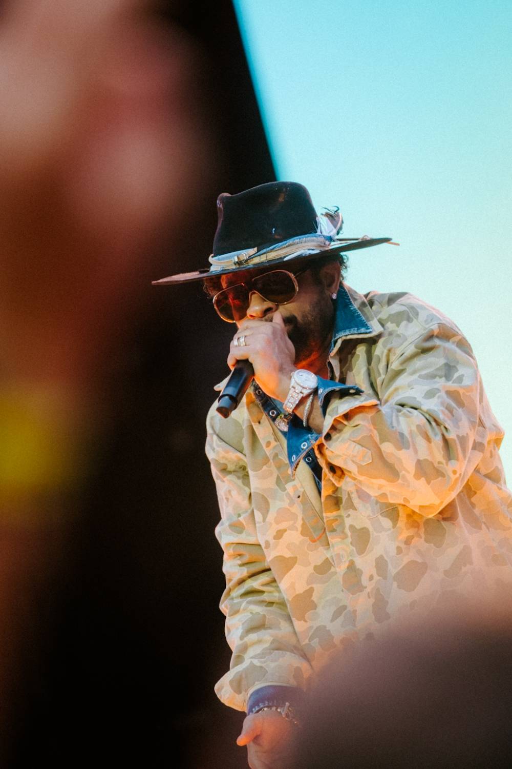 Festival Colours of Ostrava odstartoval. První den pod taktovkou Stinga, Shaggyho či Bena Cristovao se Sofianem Medjmedj