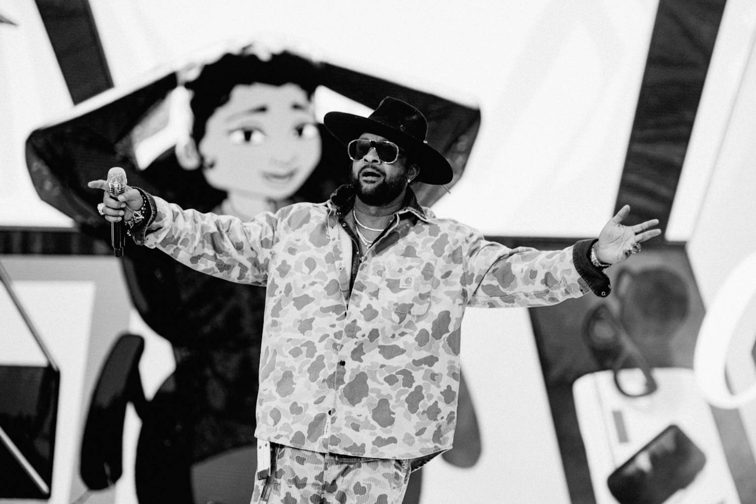 Festival Colours of Ostrava odstartoval. První den pod taktovkou Stinga, Shaggyho či Bena Cristovao se Sofianem Medjmedj