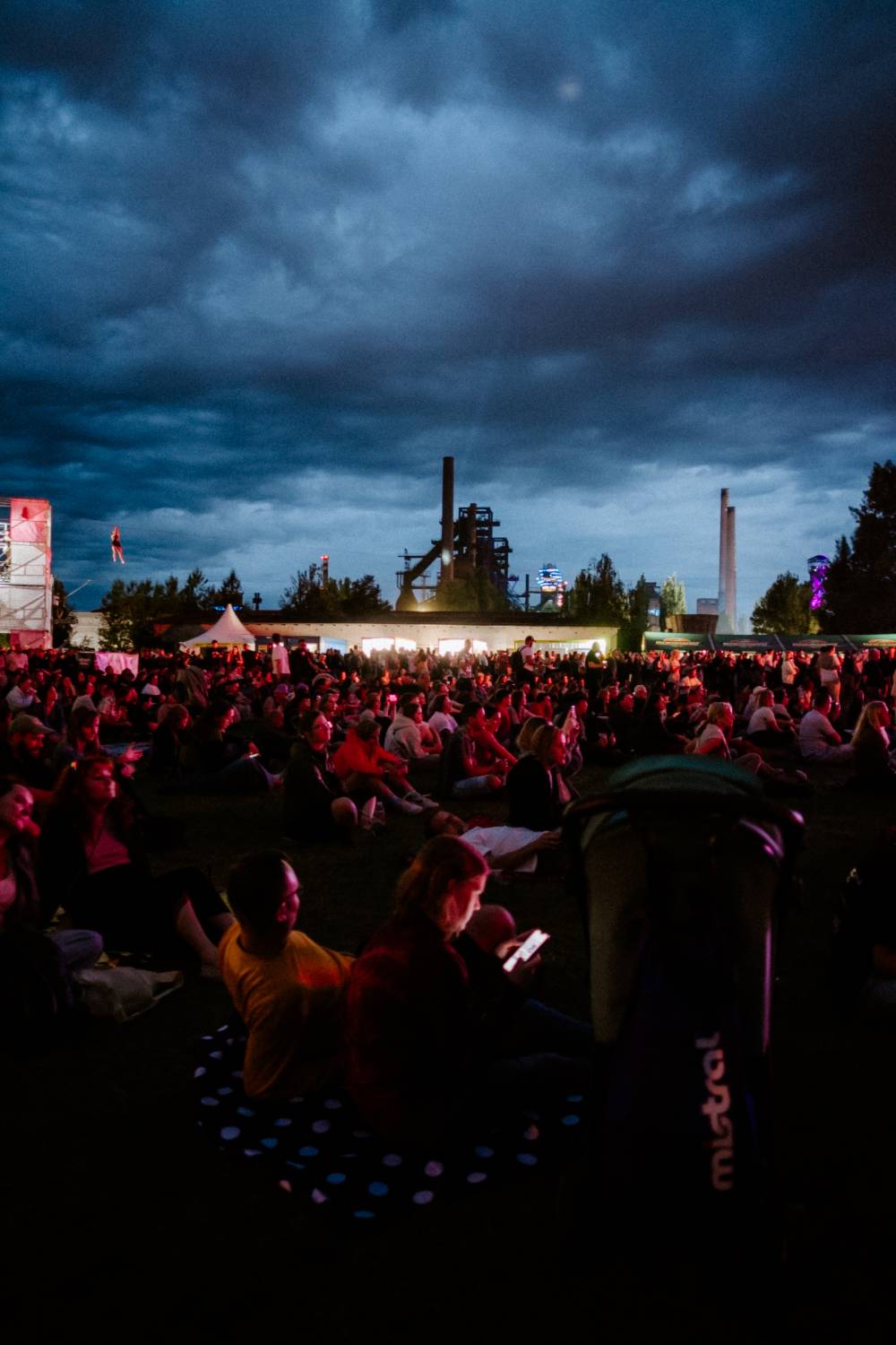 Festival Colours of Ostrava odstartoval. První den pod taktovkou Stinga, Shaggyho či Bena Cristovao se Sofianem Medjmedj